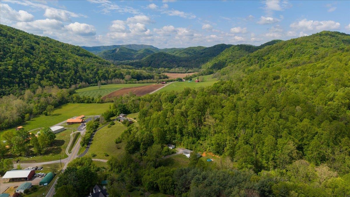 3995 Slusher Lane Shawsville VA 24162
