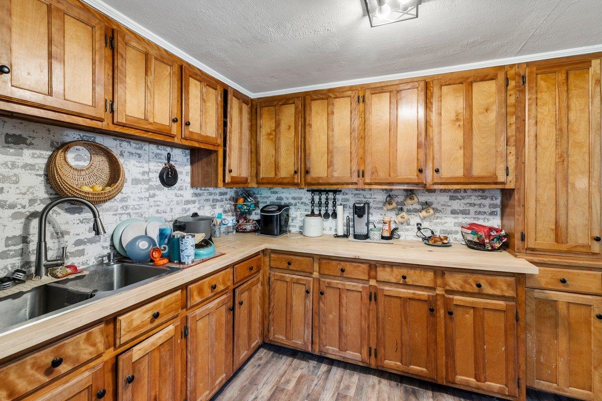208 Holston Street Narrows VA 24124