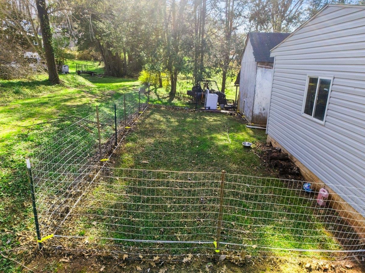 208 Holston Street Narrows VA 24124