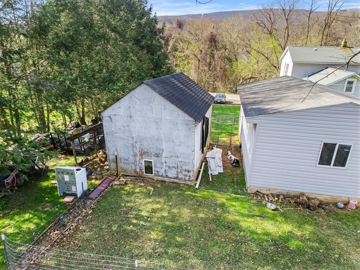 208 Holston Street Narrows VA 24124