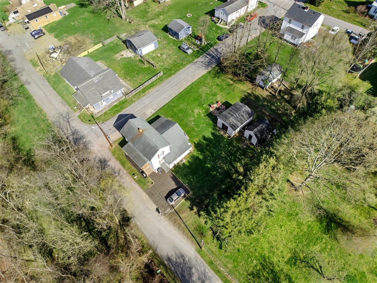 208 Holston Street Narrows VA 24124