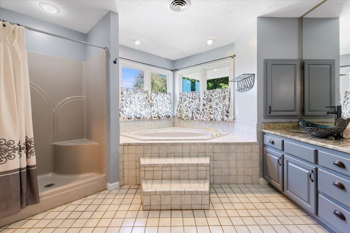 4805 Barton Drive Dublin VA 24084