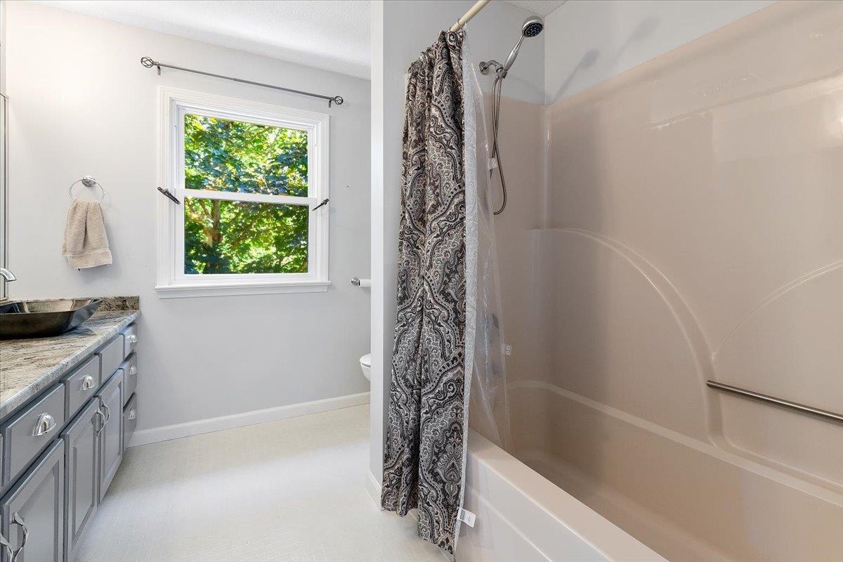 4805 Barton Drive Dublin VA 24084