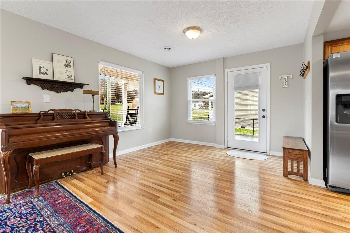 603 W Rock Road Radford VA 24141