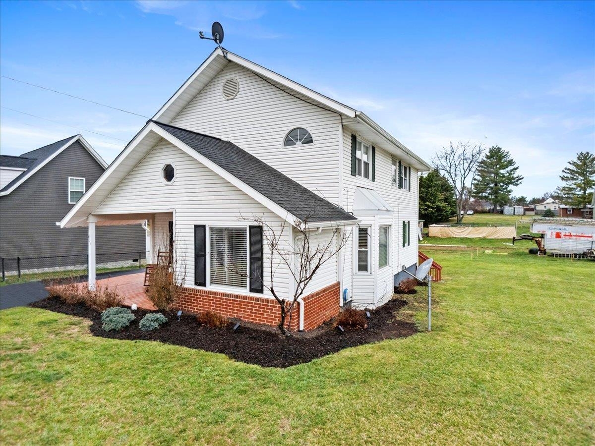 603 W Rock Road Radford VA 24141