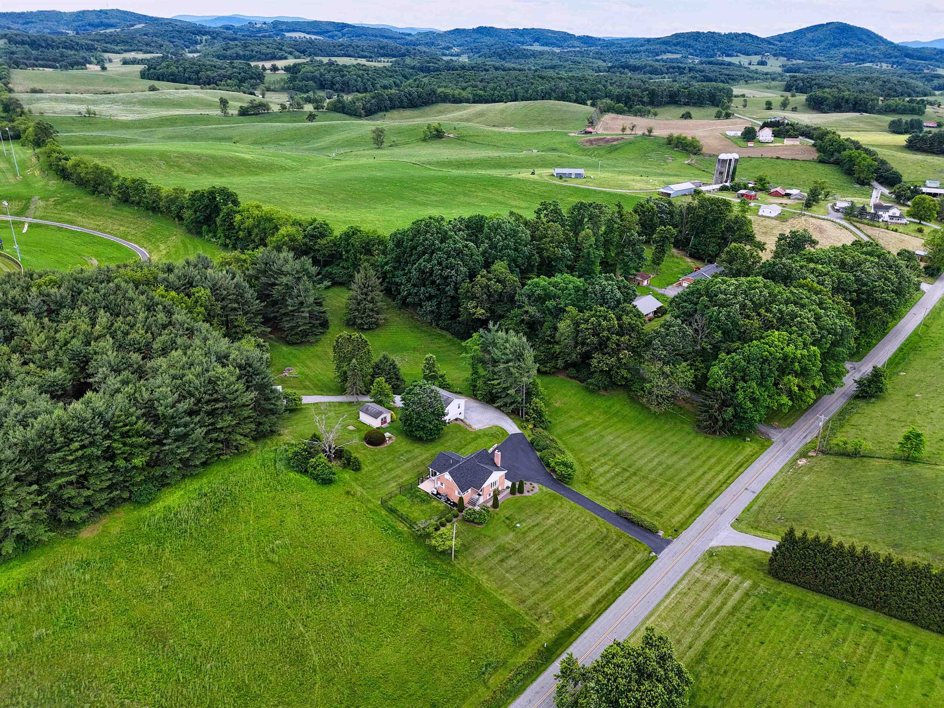 3532 Dairy Road Christiansburg VA 24073