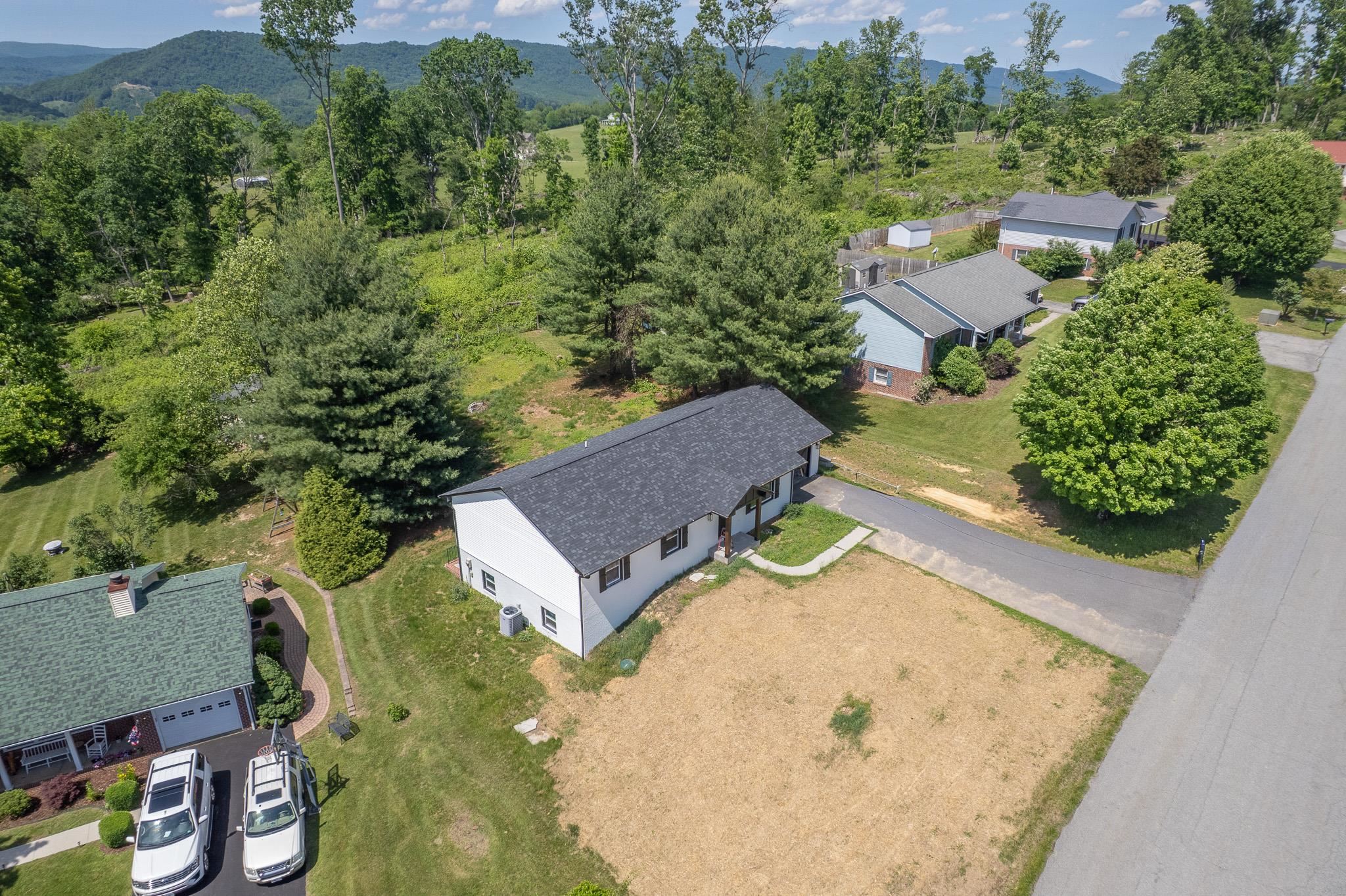 20 Cove Hills Lane Wytheville VA 24382