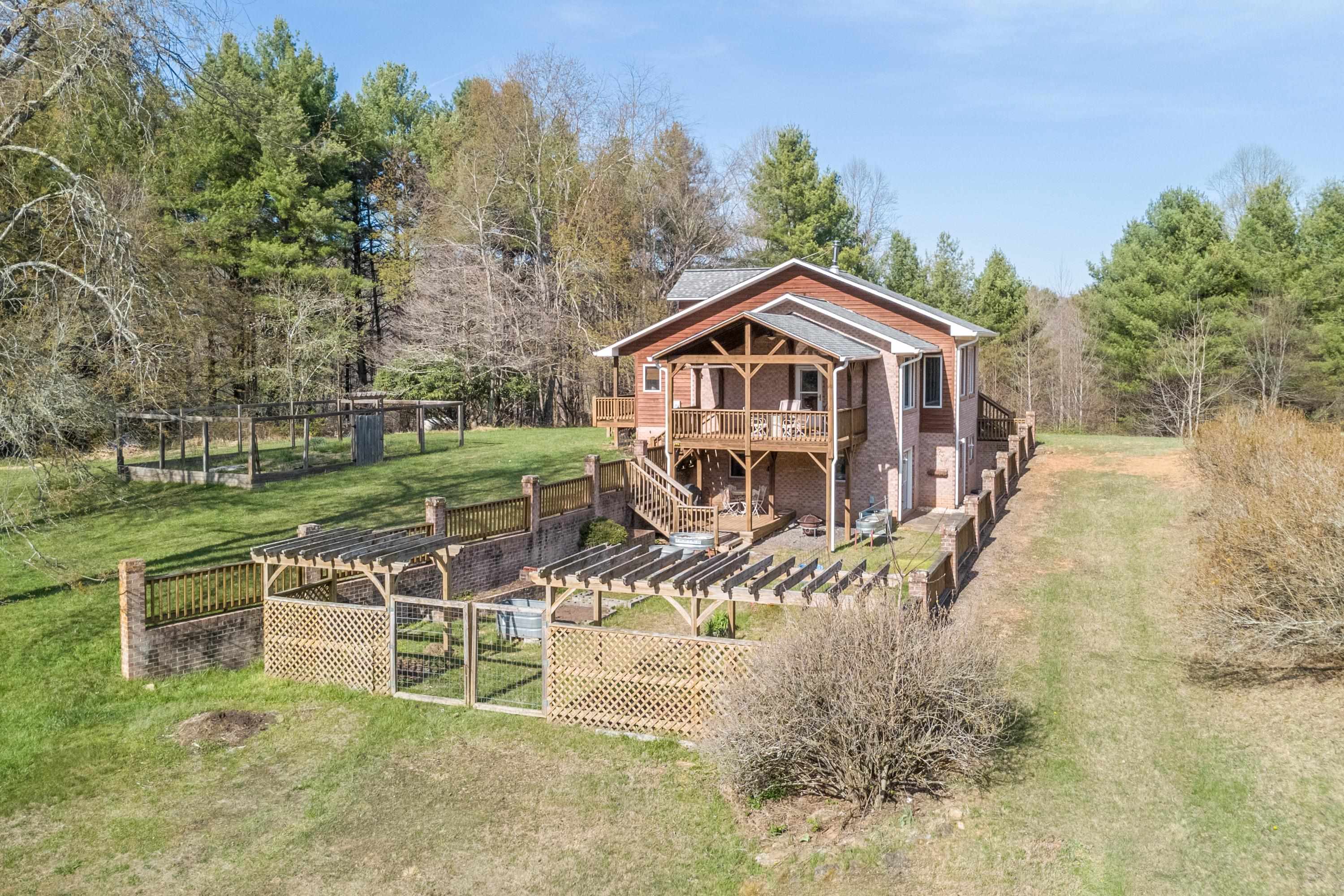 931 Maple Shade Road Laurel Fork VA 24352