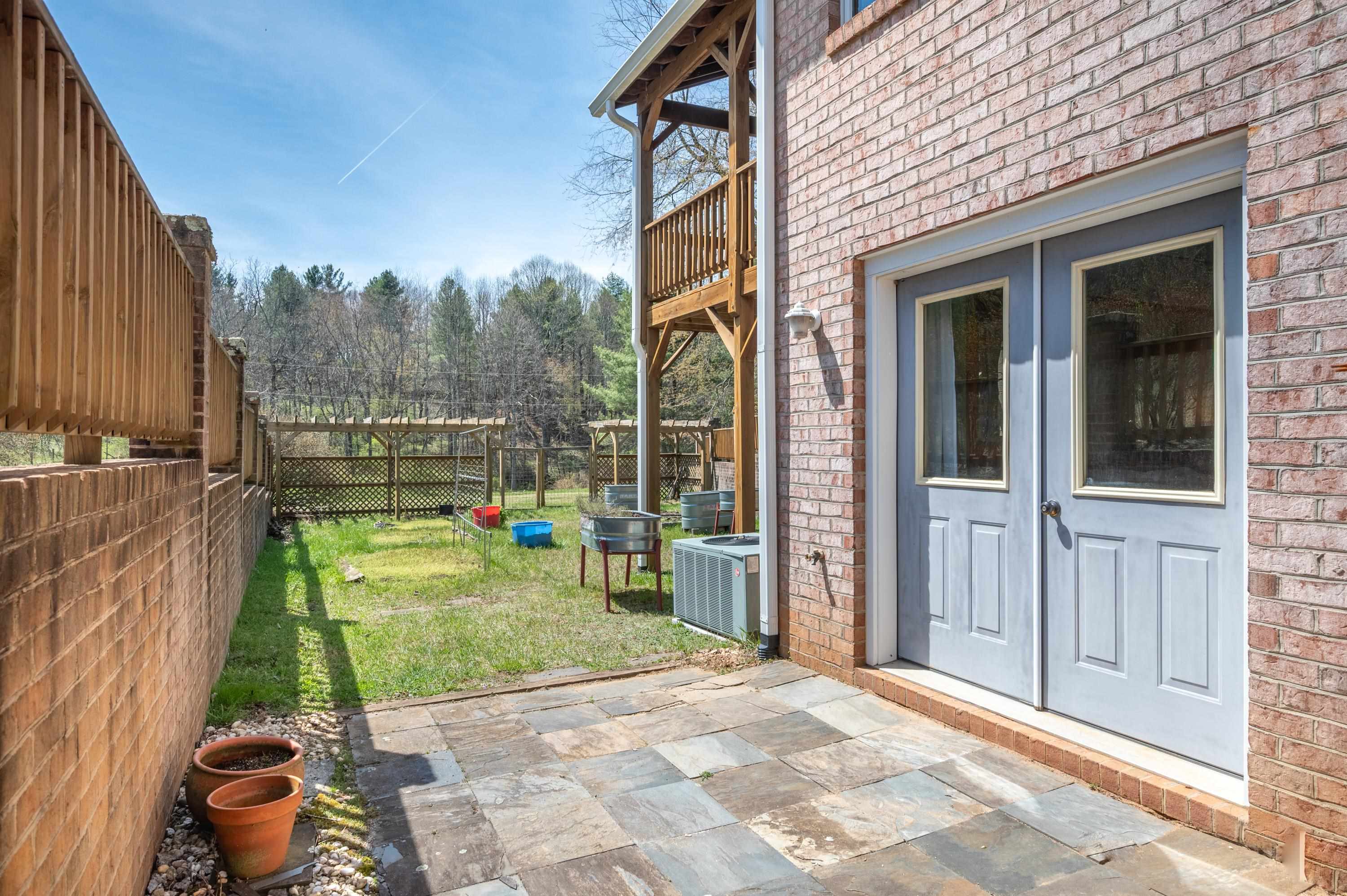 931 Maple Shade Road Laurel Fork VA 24352