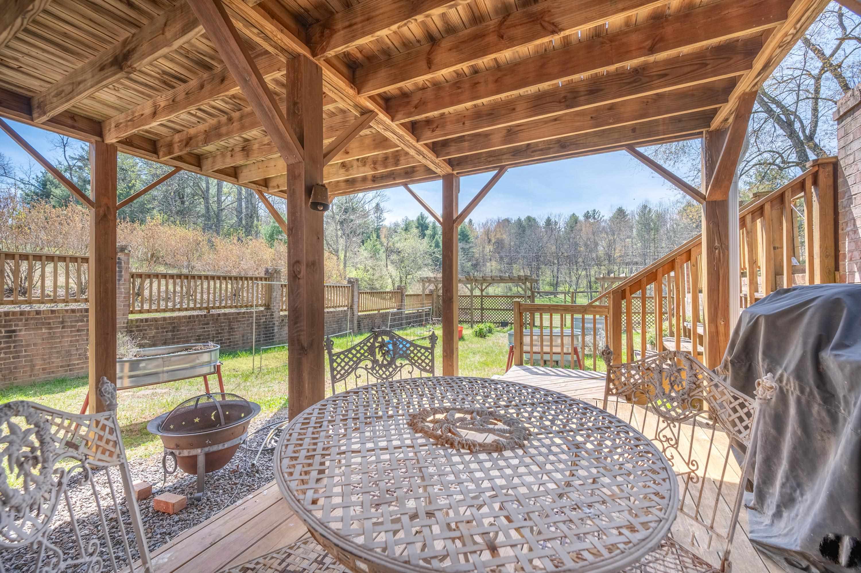 931 Maple Shade Road Laurel Fork VA 24352