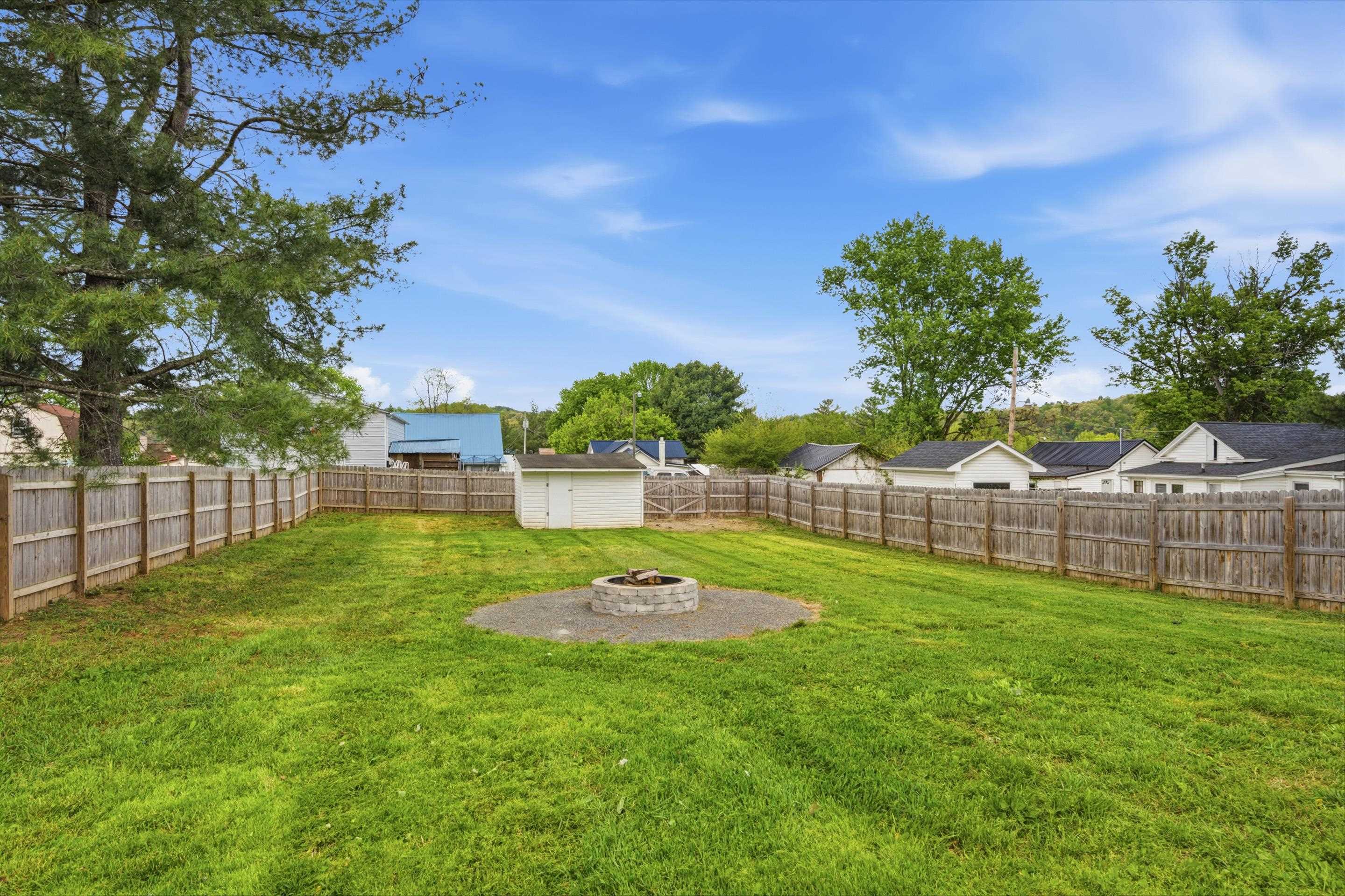 1705 3rd Street Radford VA 24141