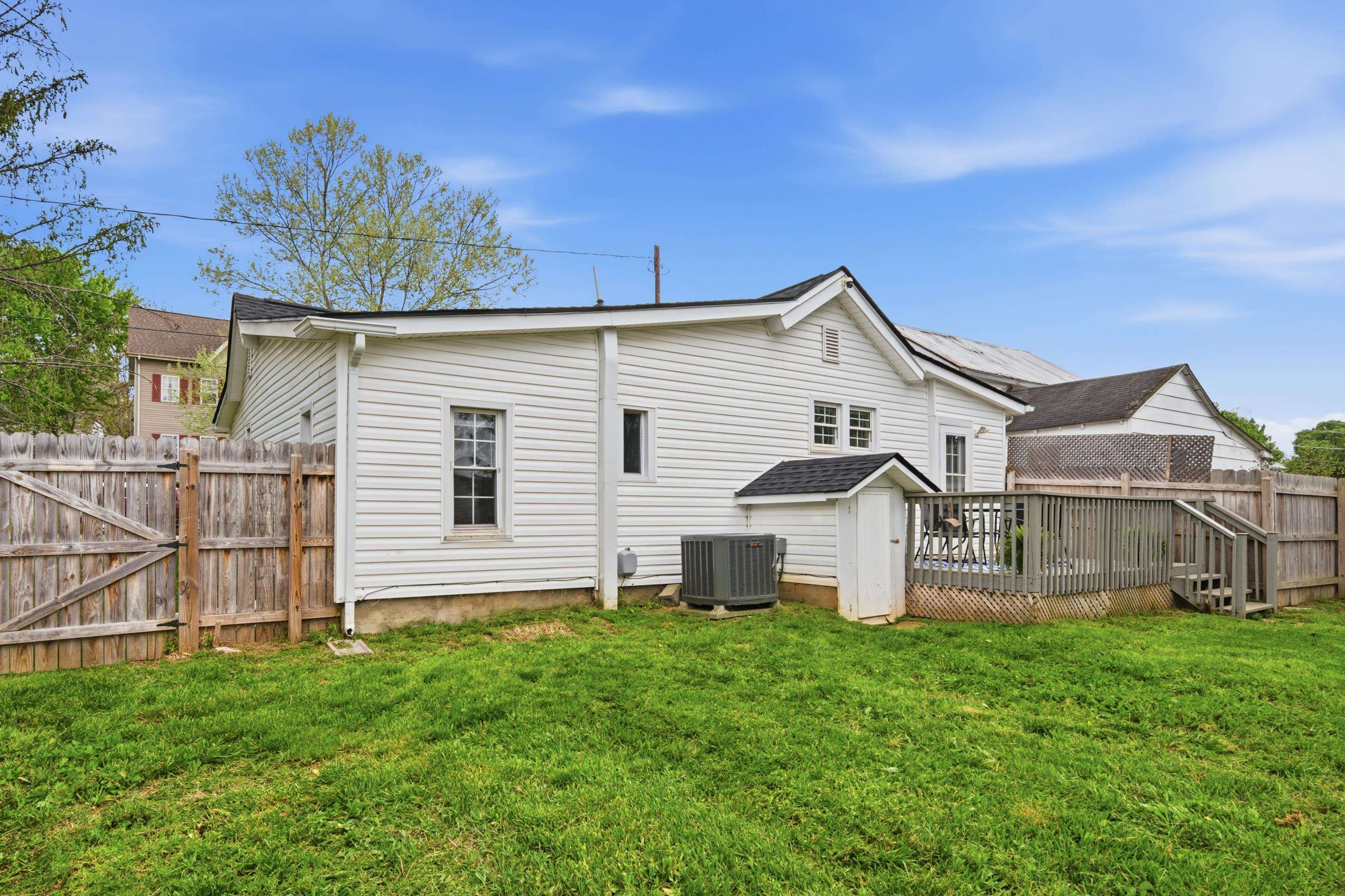1705 3rd Street Radford VA 24141