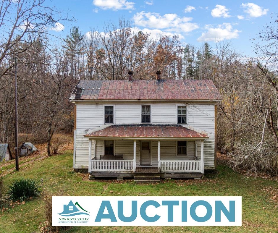 2717 Max Creek Road Hiwassee VA 24347