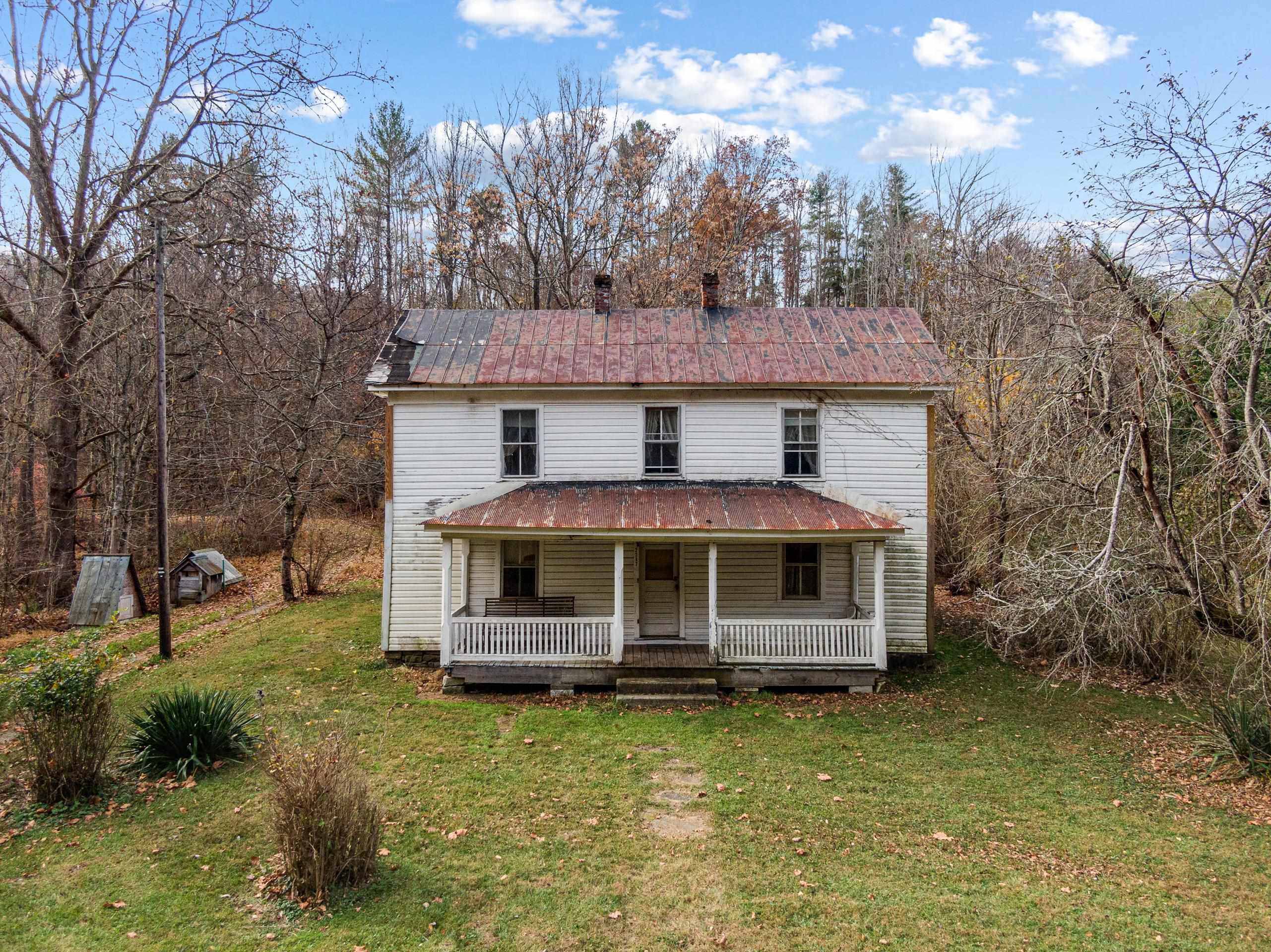 2717 Max Creek Road Hiwassee VA 24347