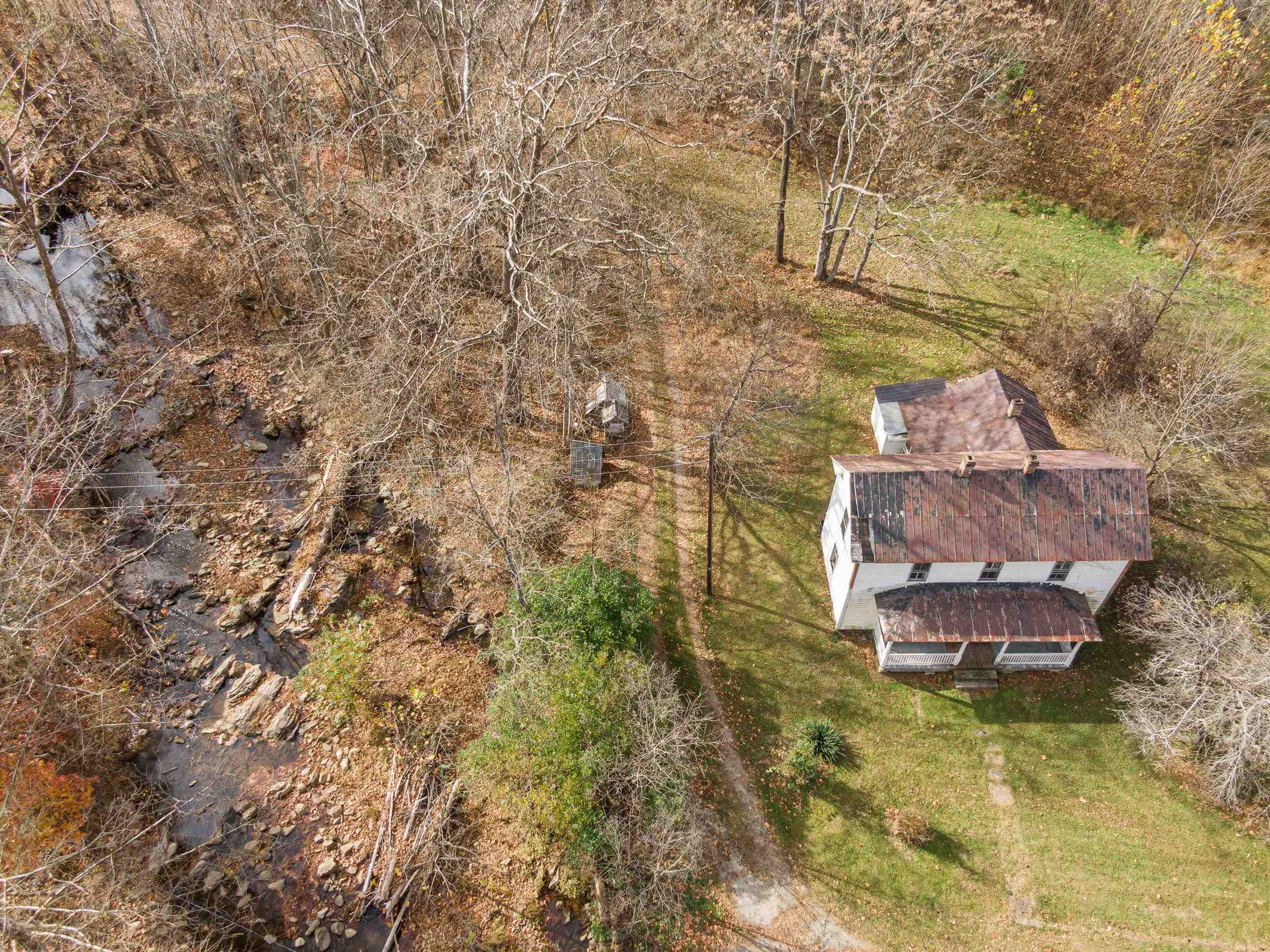 2717 Max Creek Road Hiwassee VA 24347