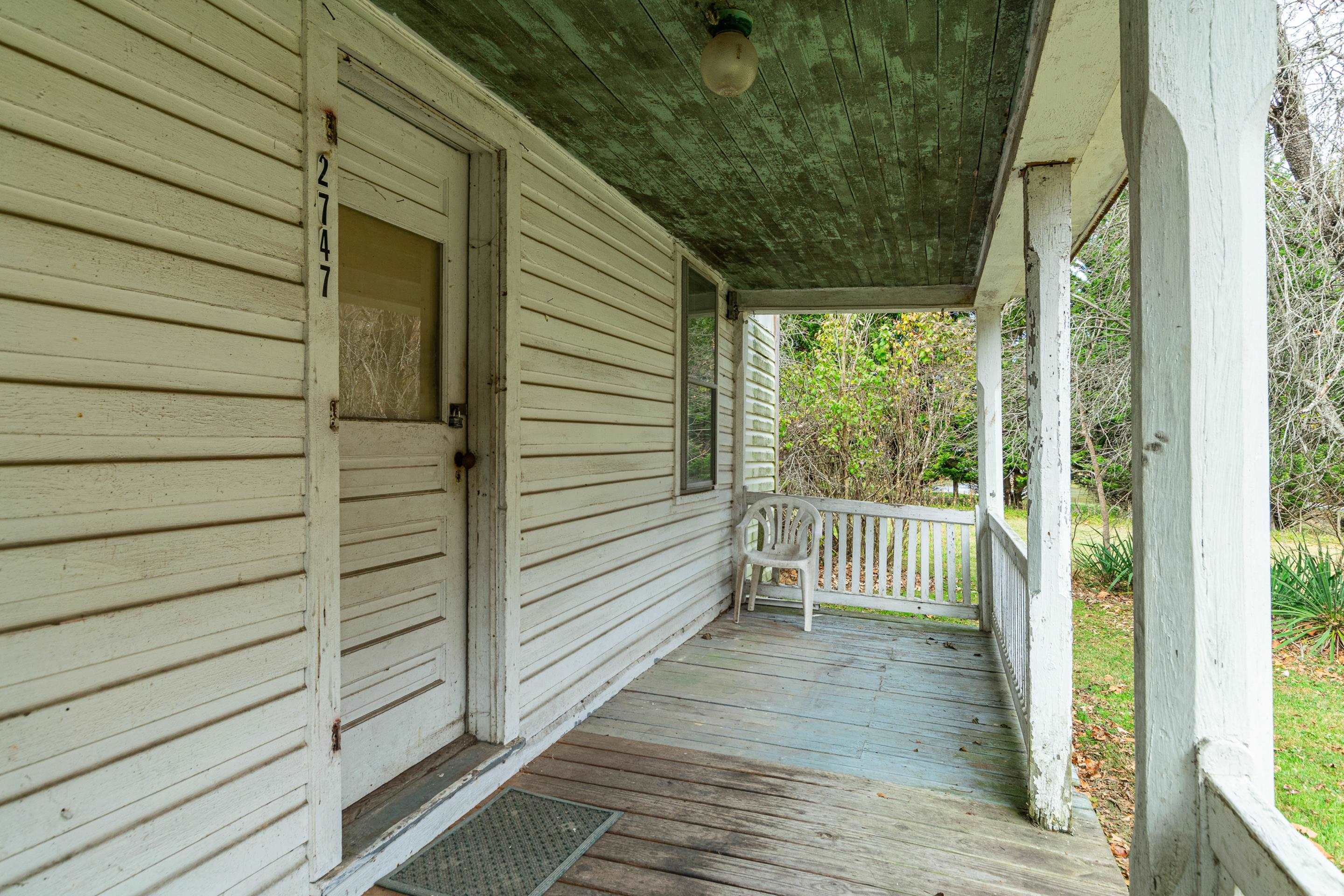 2717 Max Creek Road Hiwassee VA 24347