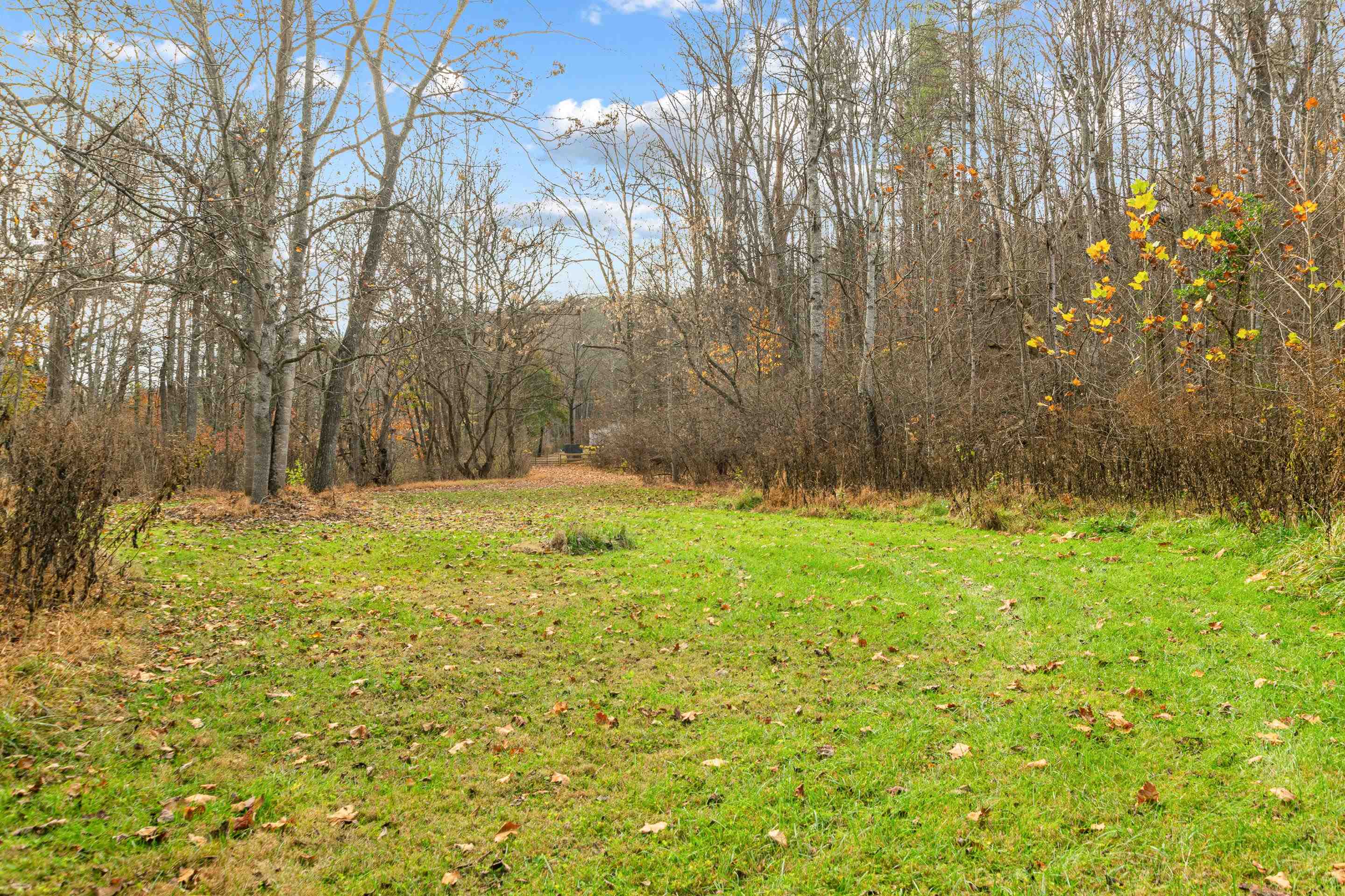 2717 Max Creek Road Hiwassee VA 24347