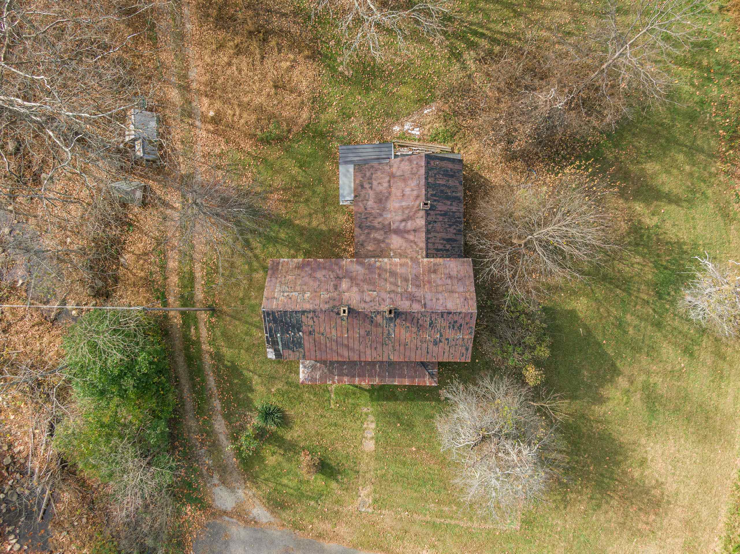 2717 Max Creek Road Hiwassee VA 24347
