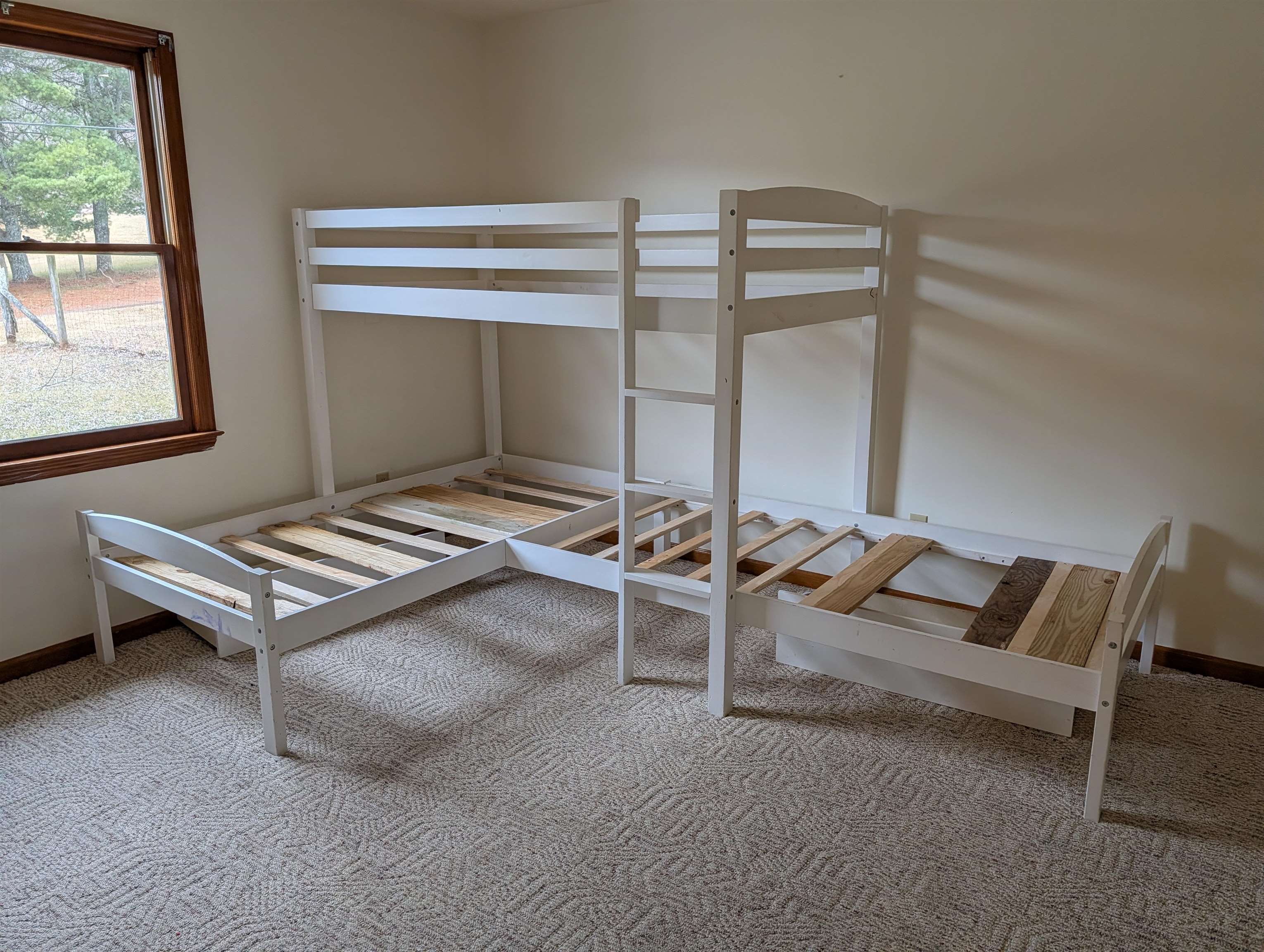 280 Aldershot Lane Barren Springs VA 24313