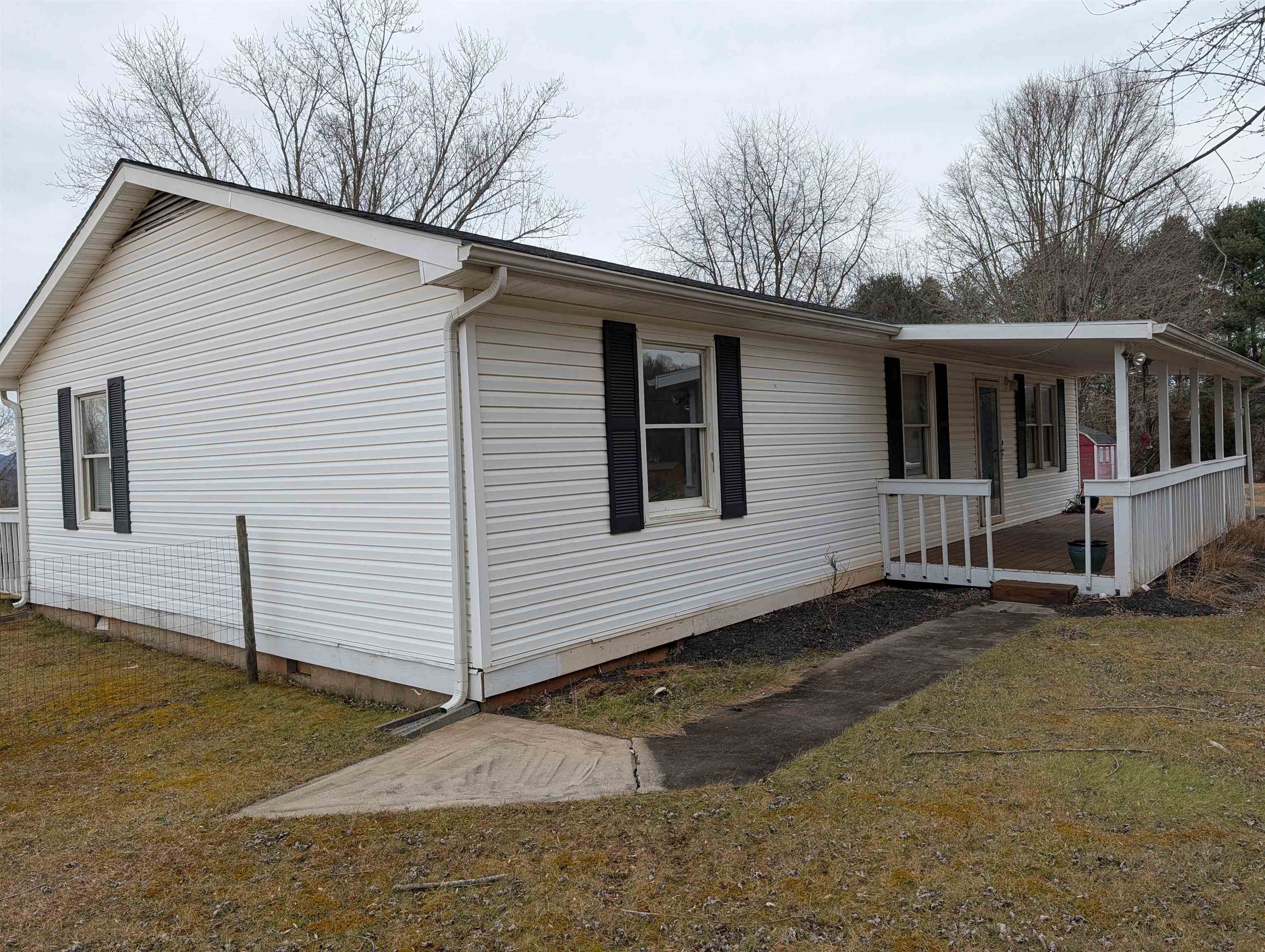 280 Aldershot Lane Barren Springs VA 24313