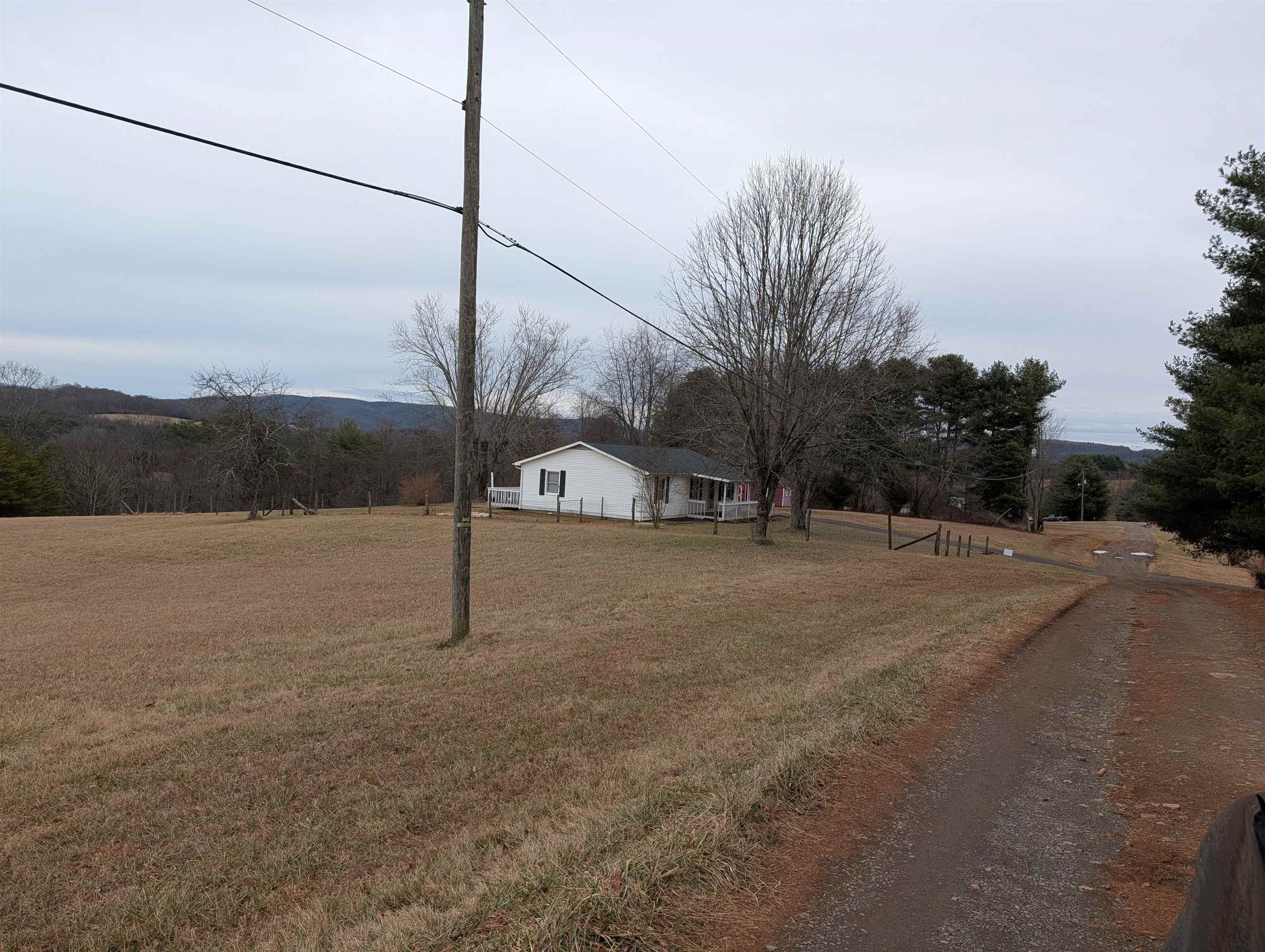 280 Aldershot Lane Barren Springs VA 24313