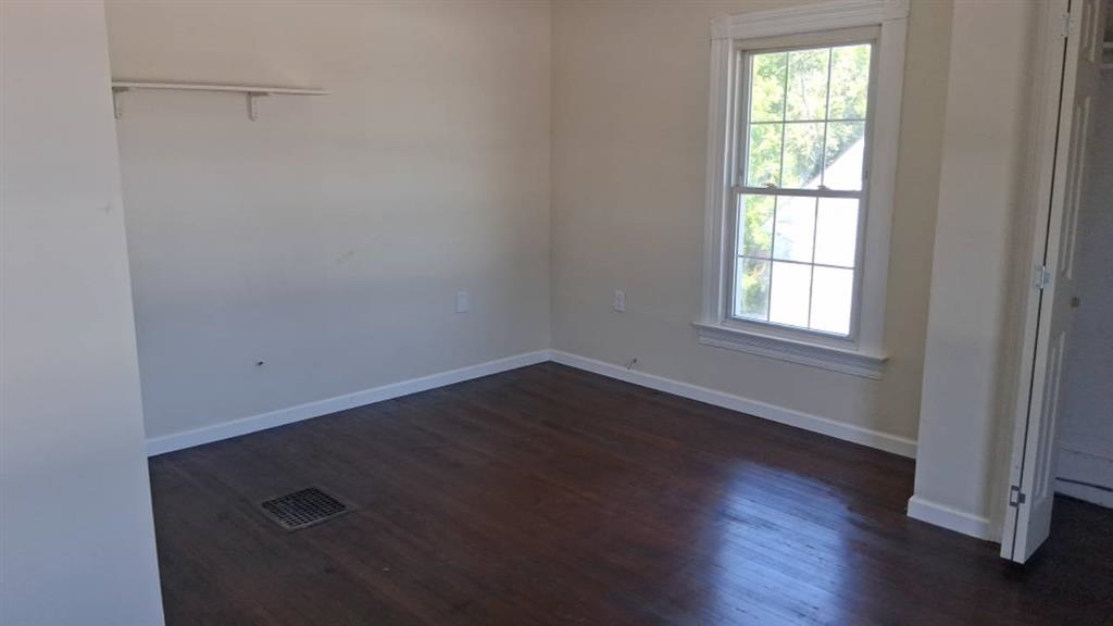 128 Valley Street Pulaski VA 24301
