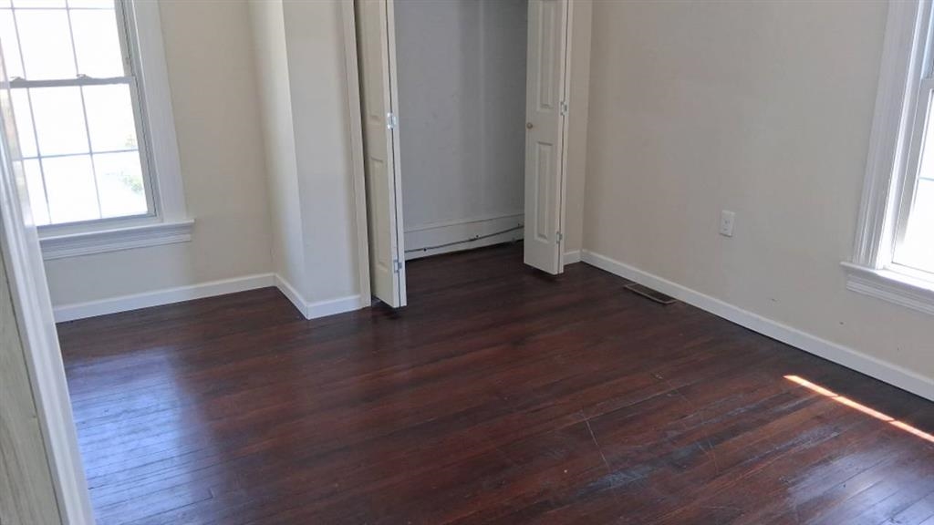 128 Valley Street Pulaski VA 24301