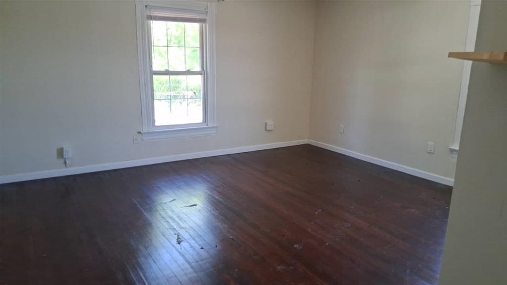 128 Valley Street Pulaski VA 24301