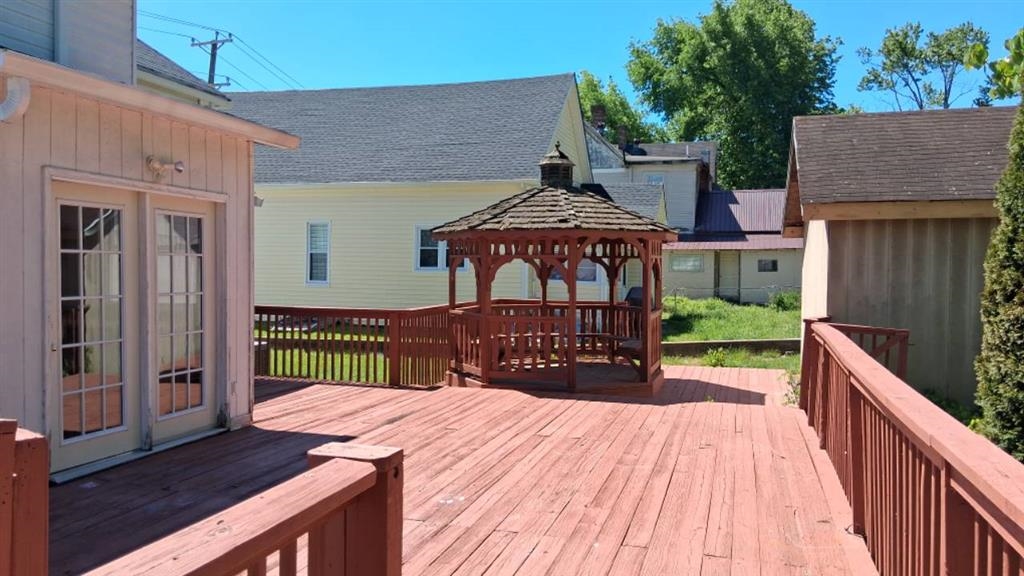 128 Valley Street Pulaski VA 24301
