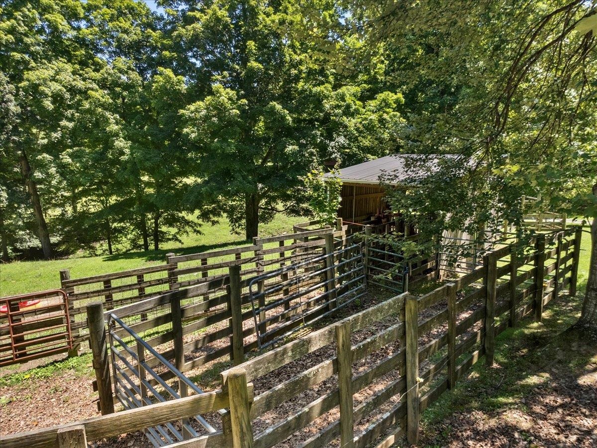 398 Penvir Street Narrows VA 24124