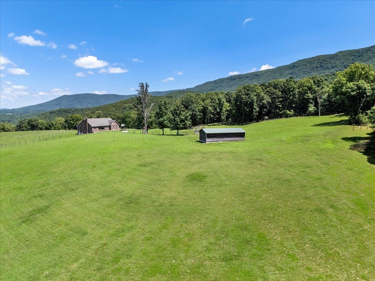 398 Penvir Street Narrows VA 24124