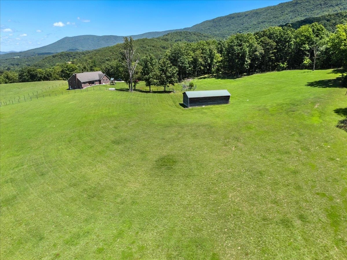 398 Penvir Street Narrows VA 24124