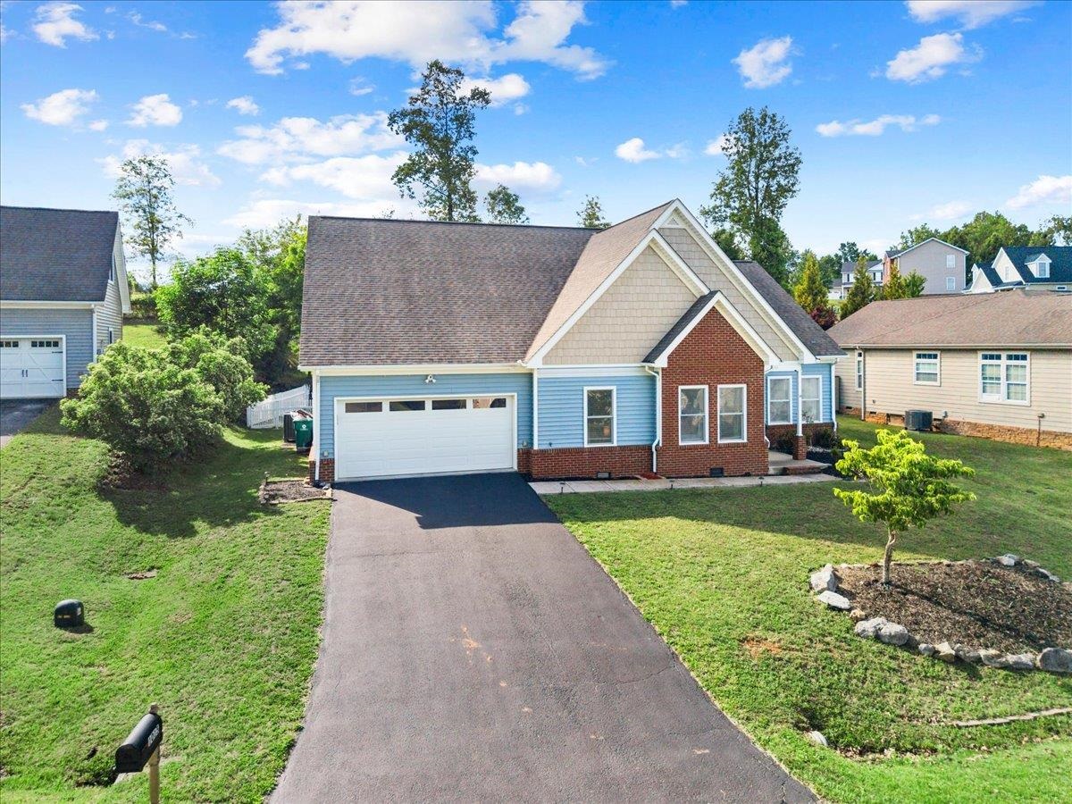 1015 Falor Lane Christiansburg VA 24073