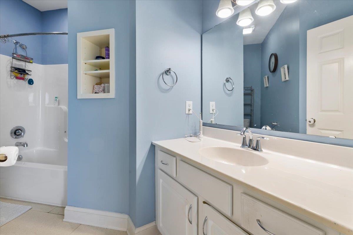 1015 Falor Lane Christiansburg VA 24073