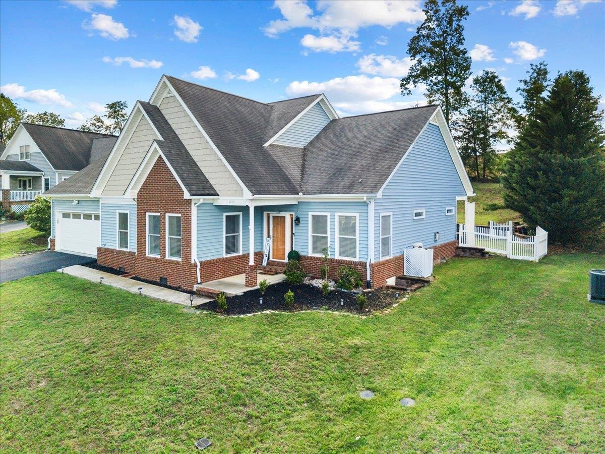 1015 Falor Lane Christiansburg VA 24073