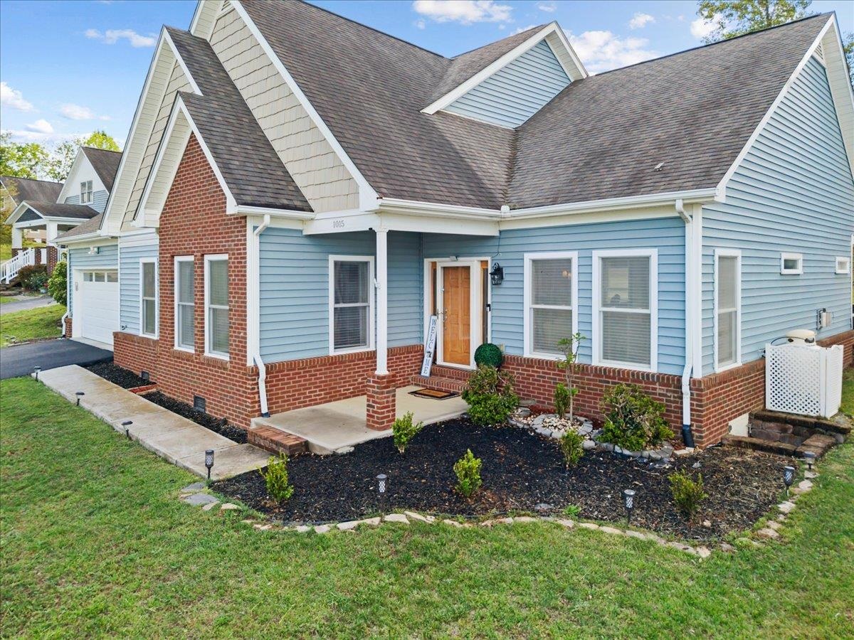 1015 Falor Lane Christiansburg VA 24073