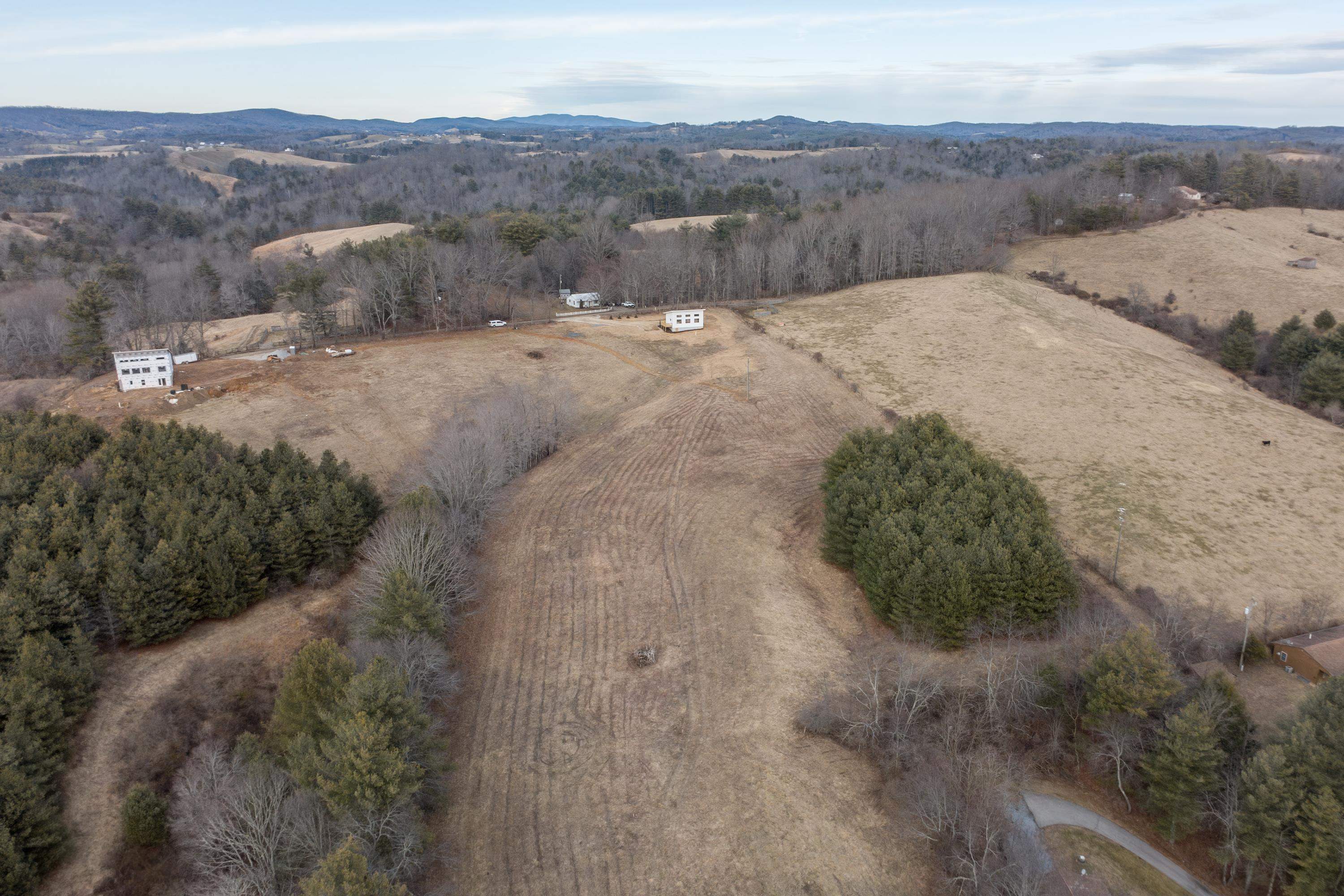 320 Grace Lane NE Riner VA 24149