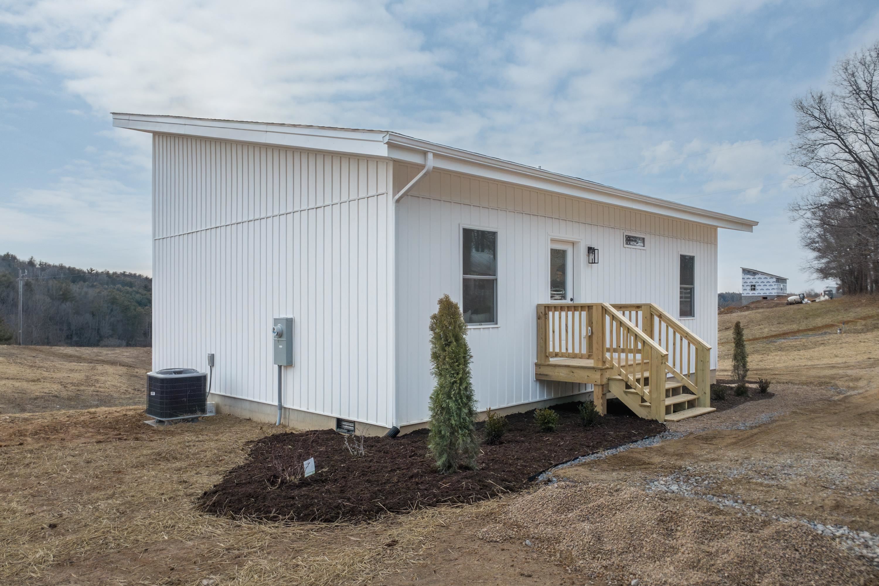 320 Grace Lane NE Riner VA 24149