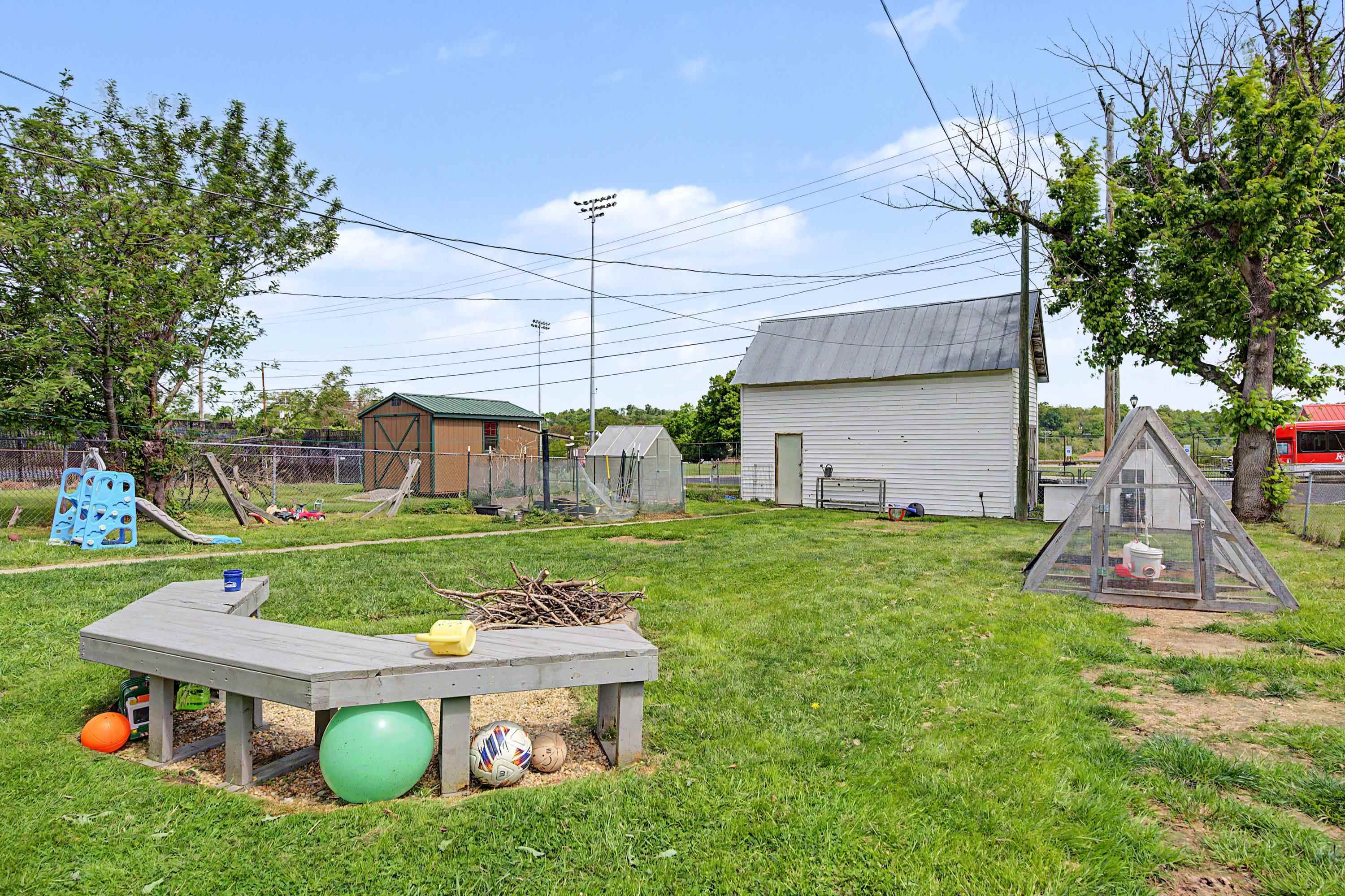 314 Clement Street Radford VA 24141
