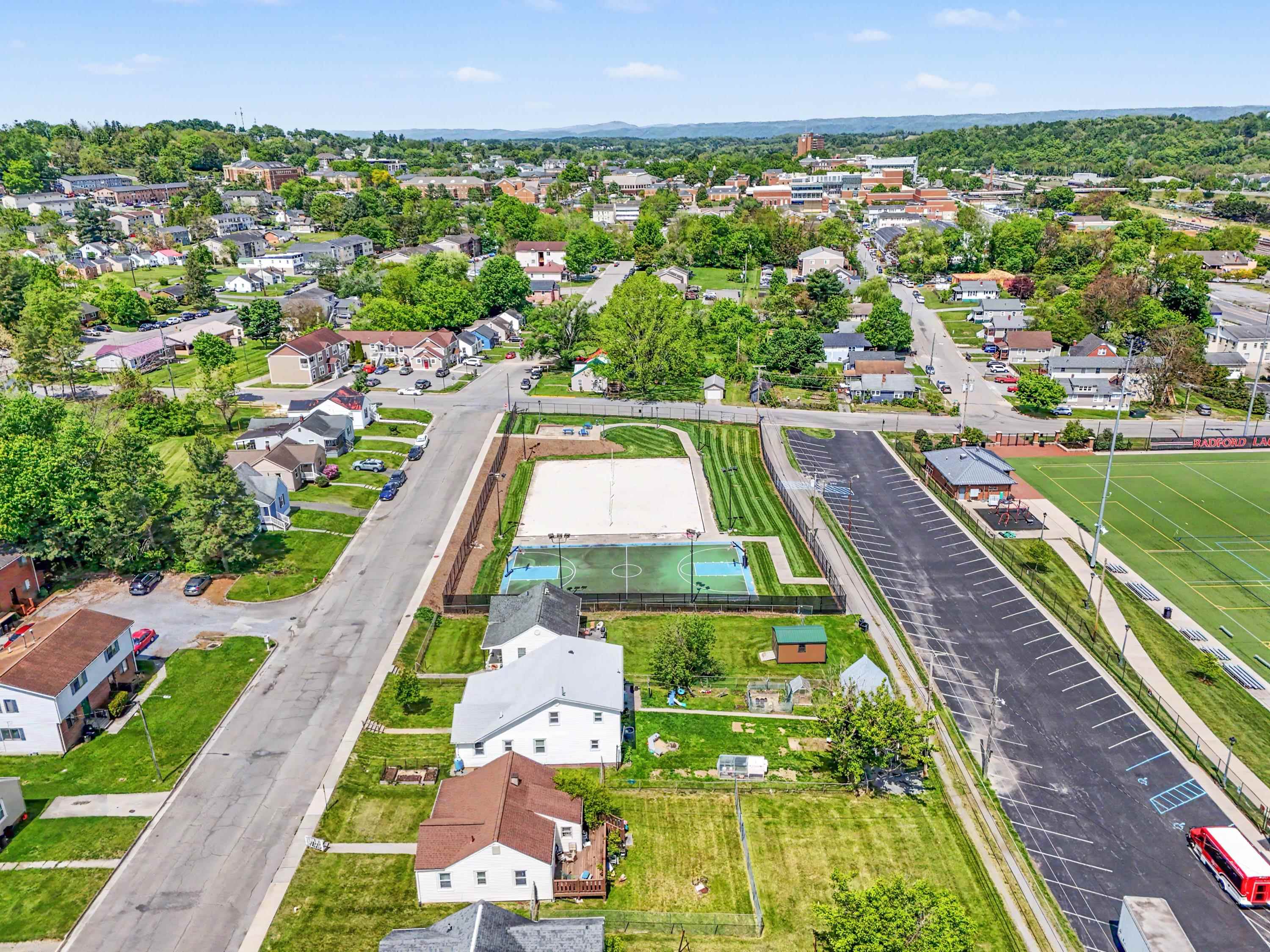 314 Clement Street Radford VA 24141