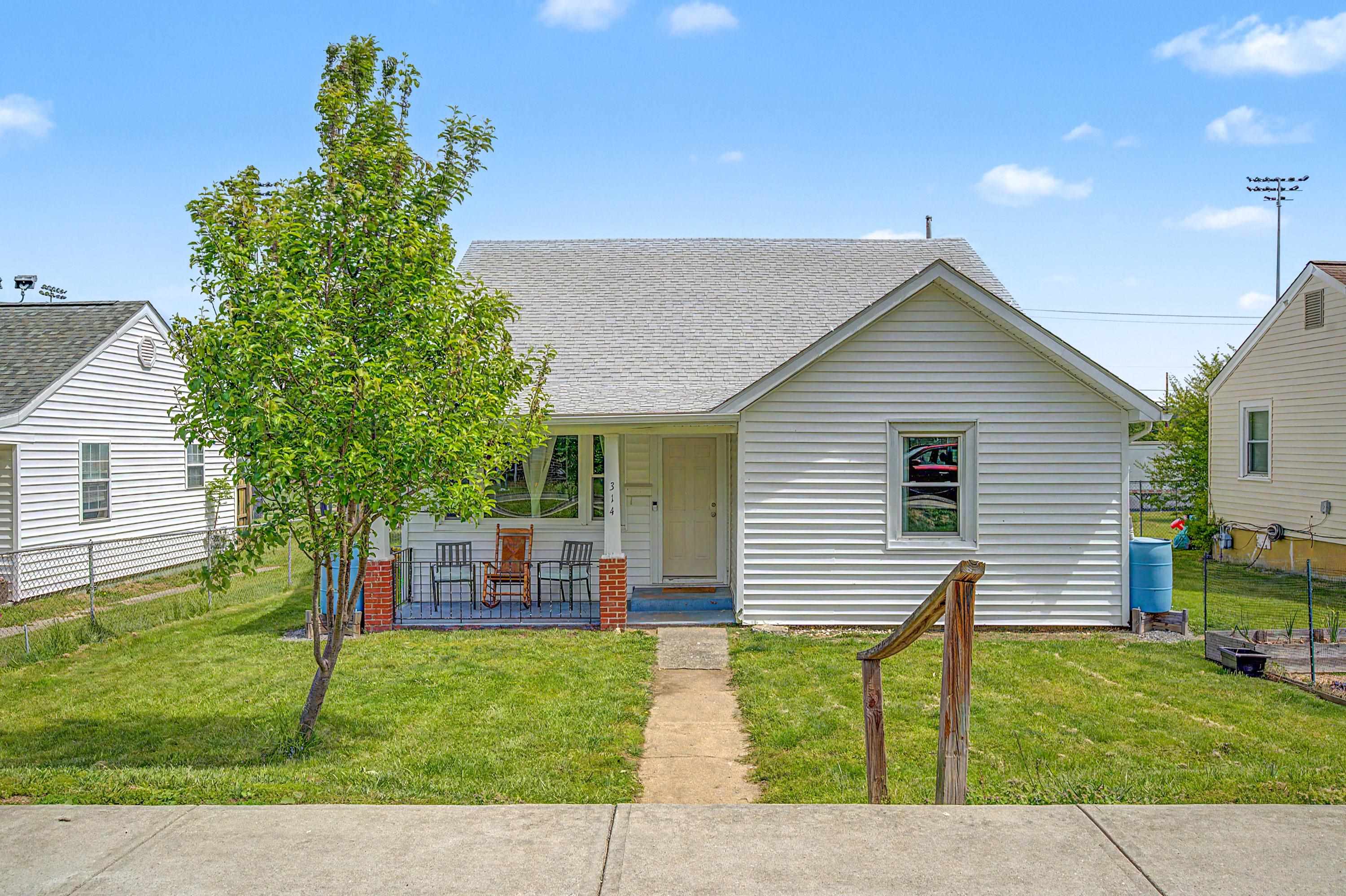 314 Clement Street Radford VA 24141