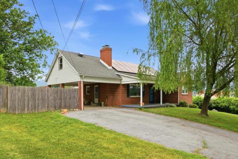 307 Wenonah Avenue Pearisburg VA 24134