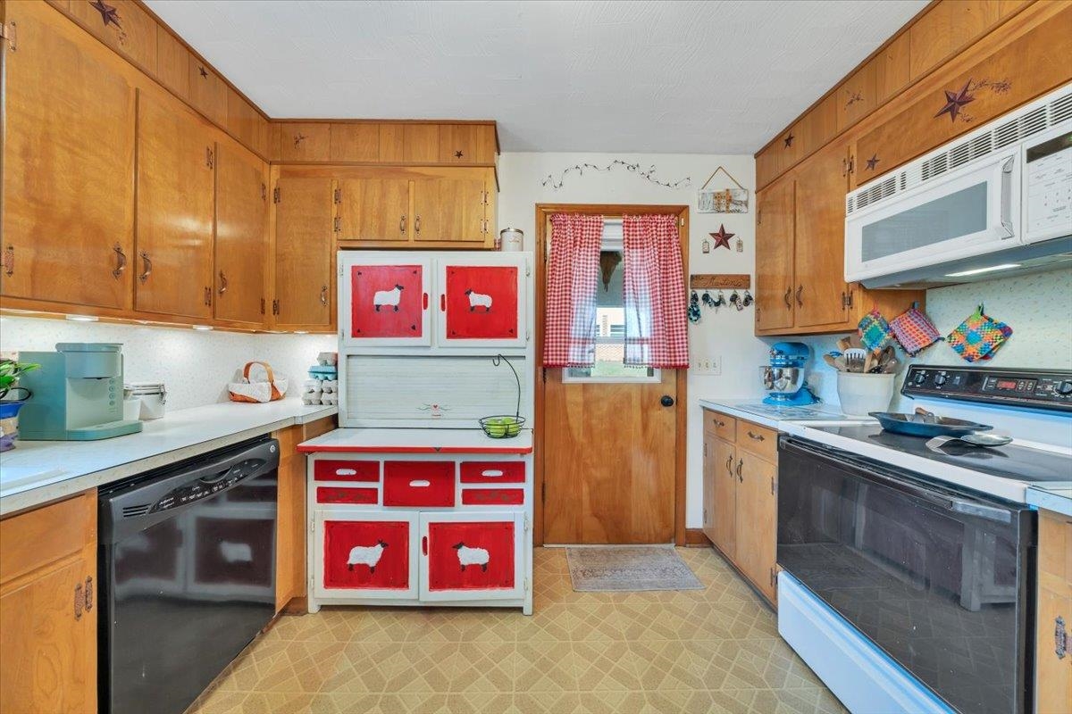 4624 E Lee Highway Max Meadows VA 24360