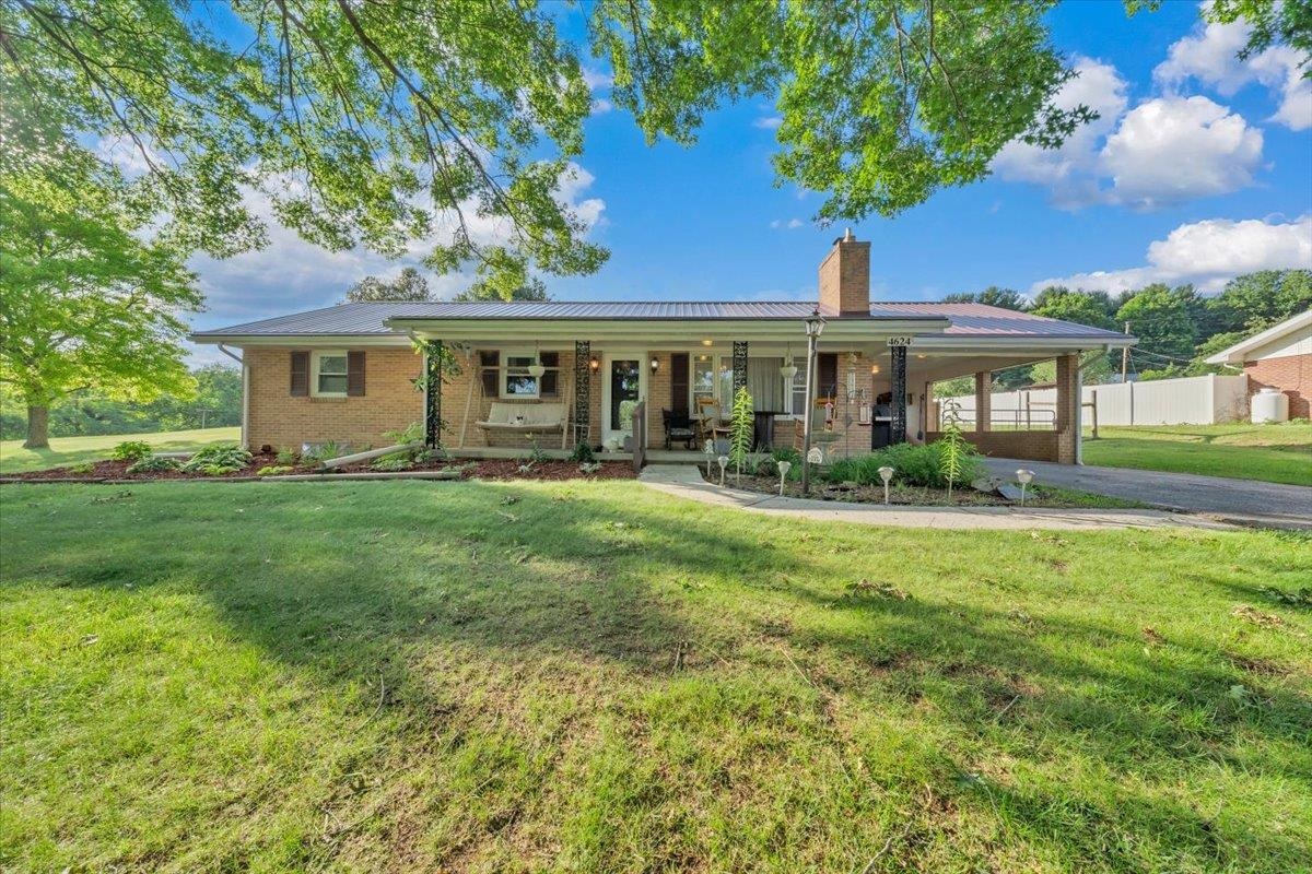 4624 E Lee Highway Max Meadows VA 24360
