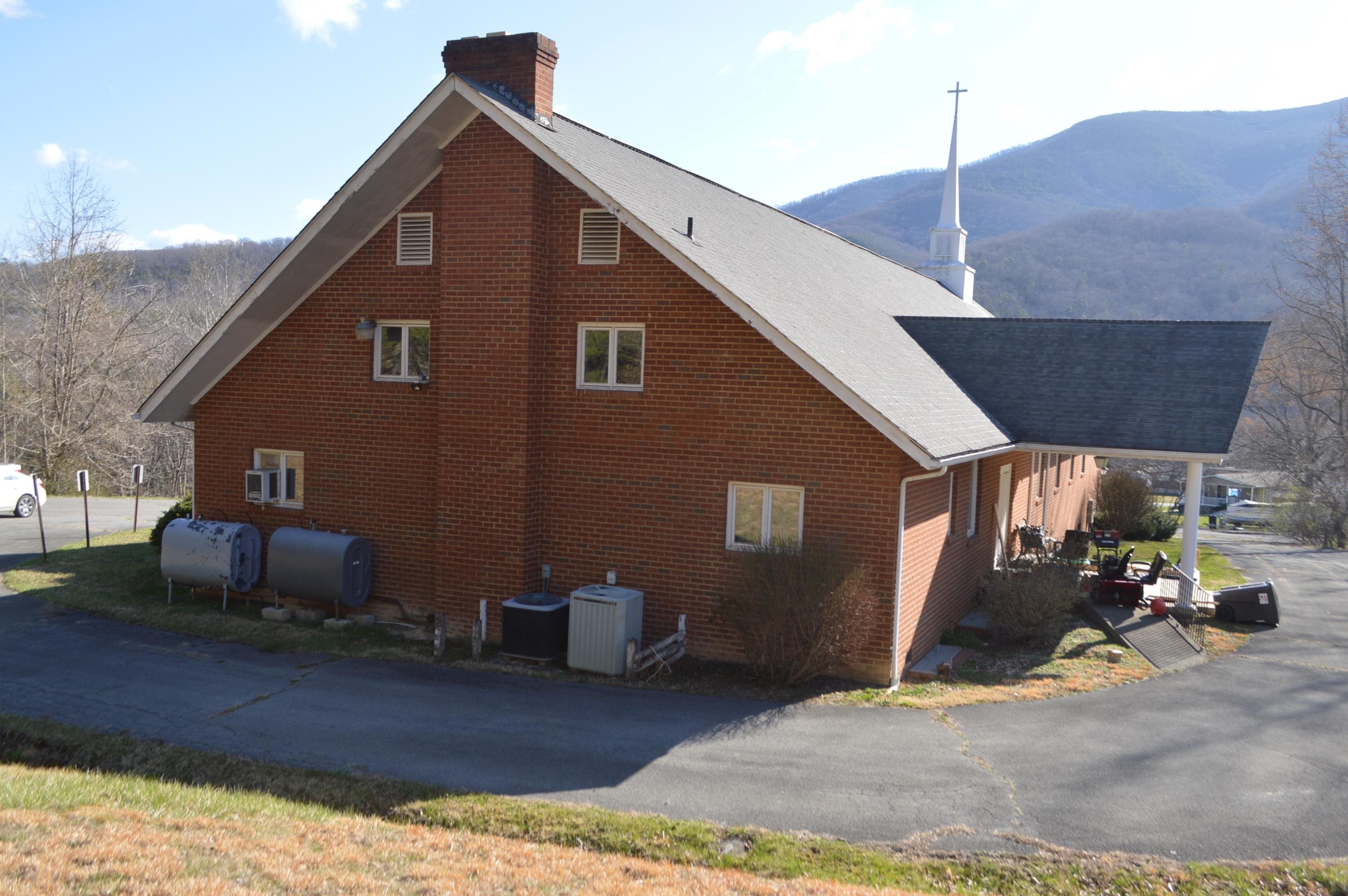 107 Mount Pleasant Drive Covington VA 24426