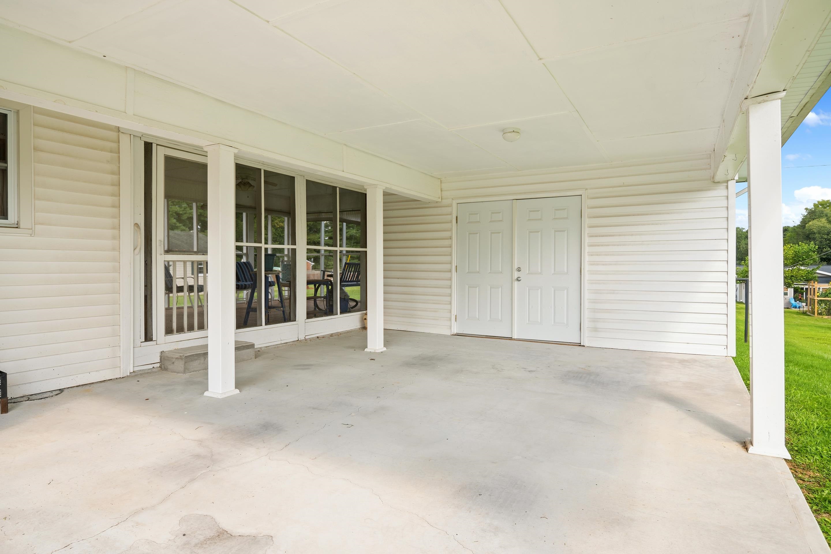 713 Ninth Street Radford VA 24141