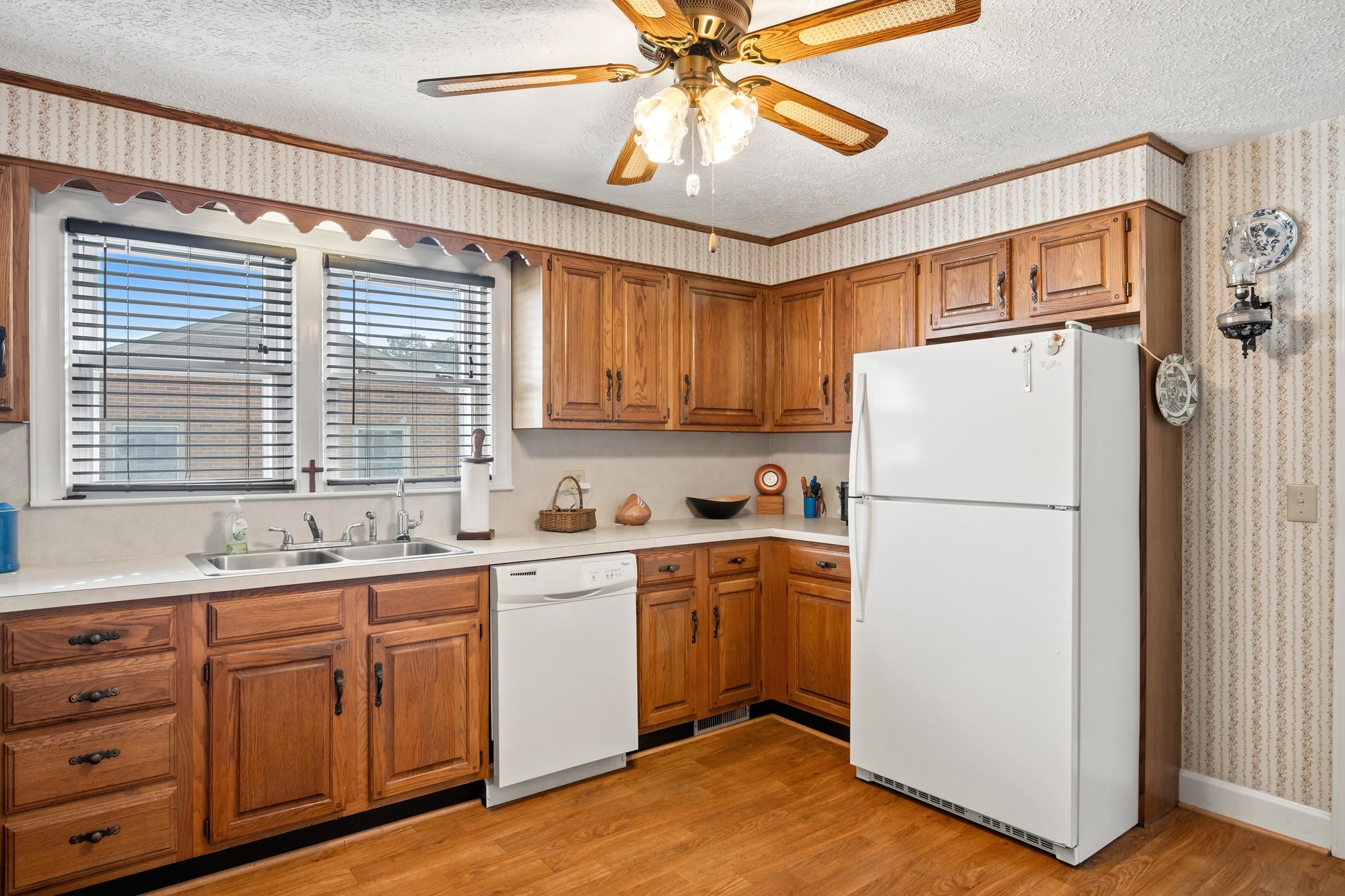 713 Ninth Street Radford VA 24141