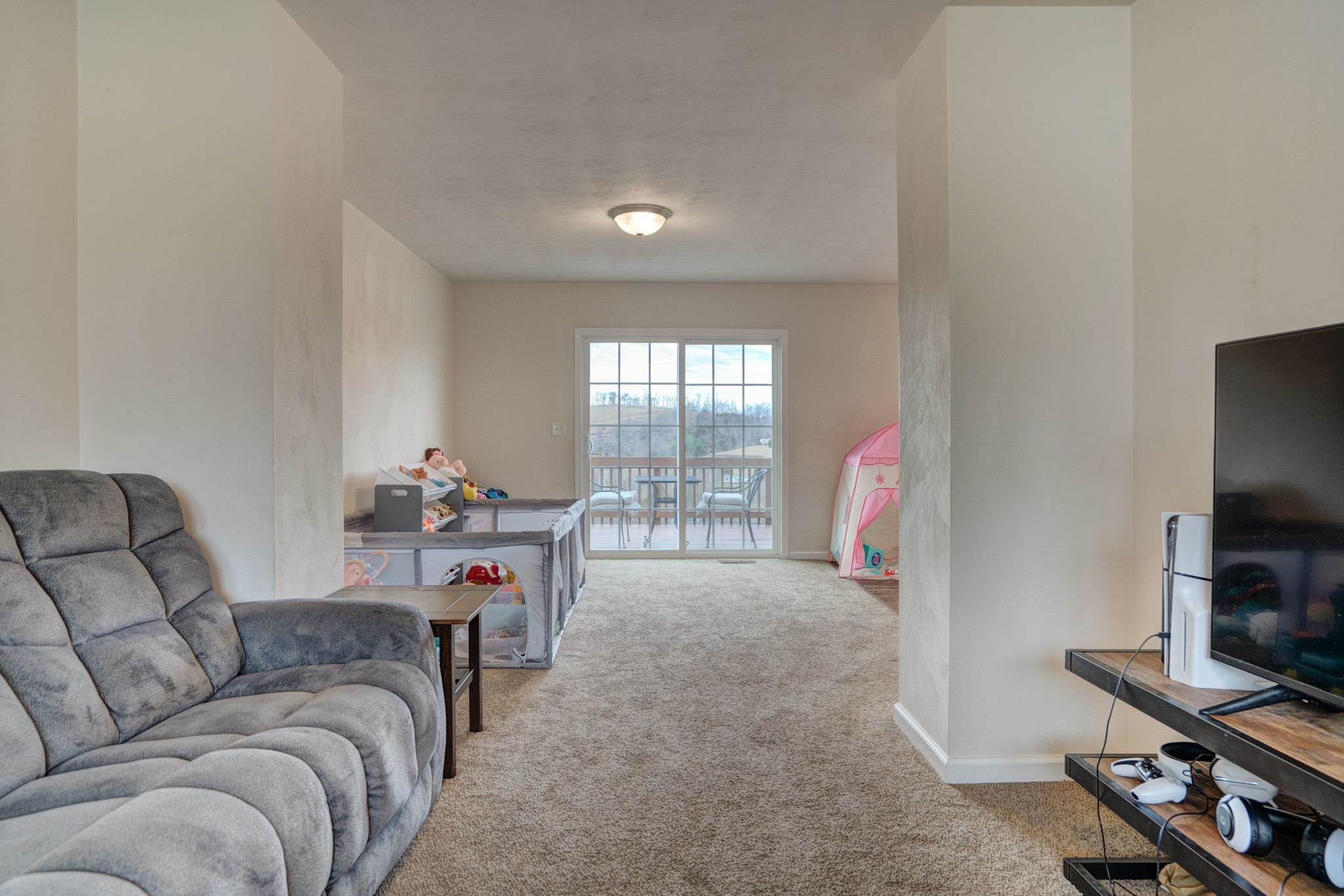 157 Prairie View Lane Pembroke VA 24136