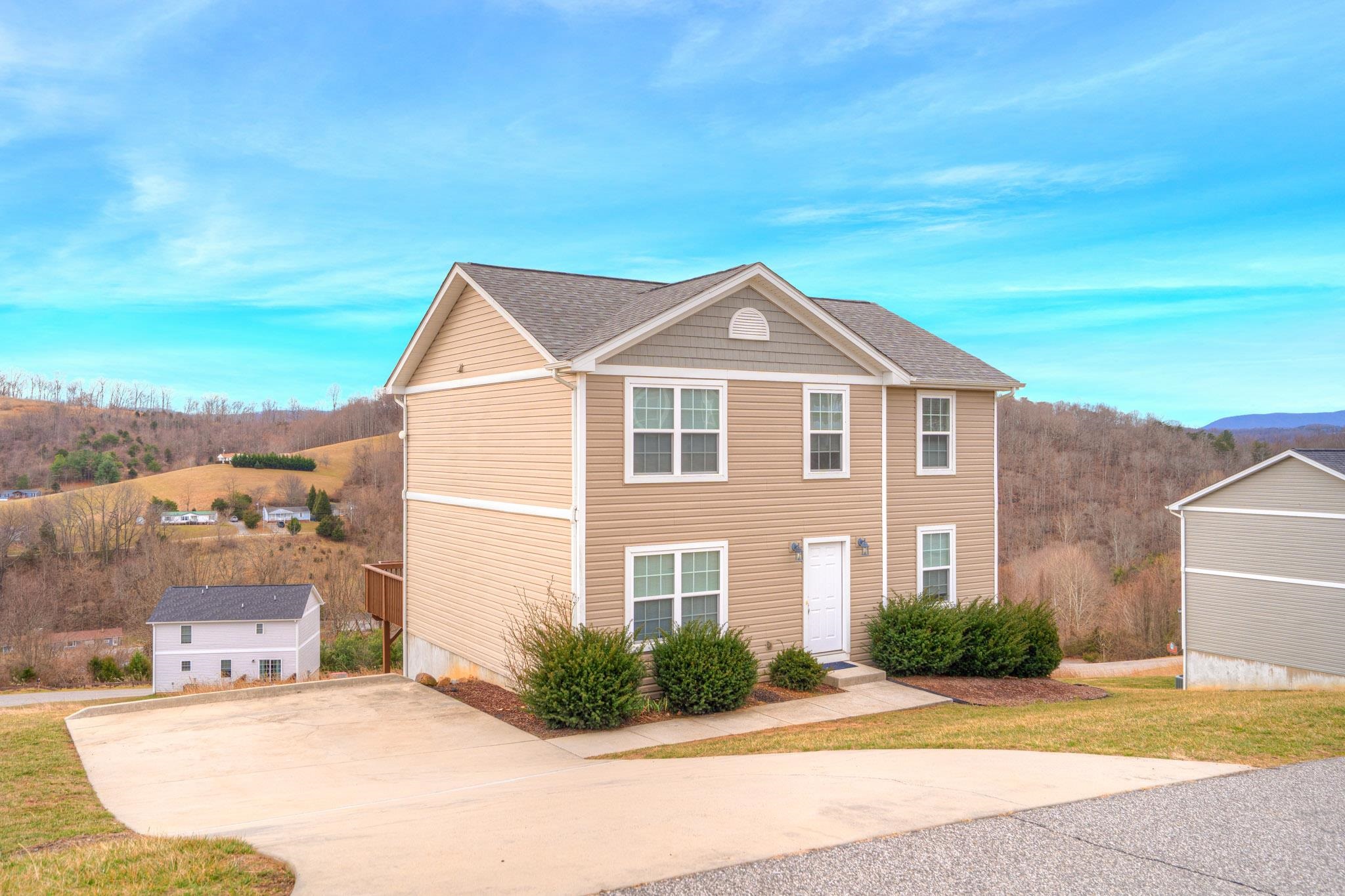 157 Prairie View Lane Pembroke VA 24136