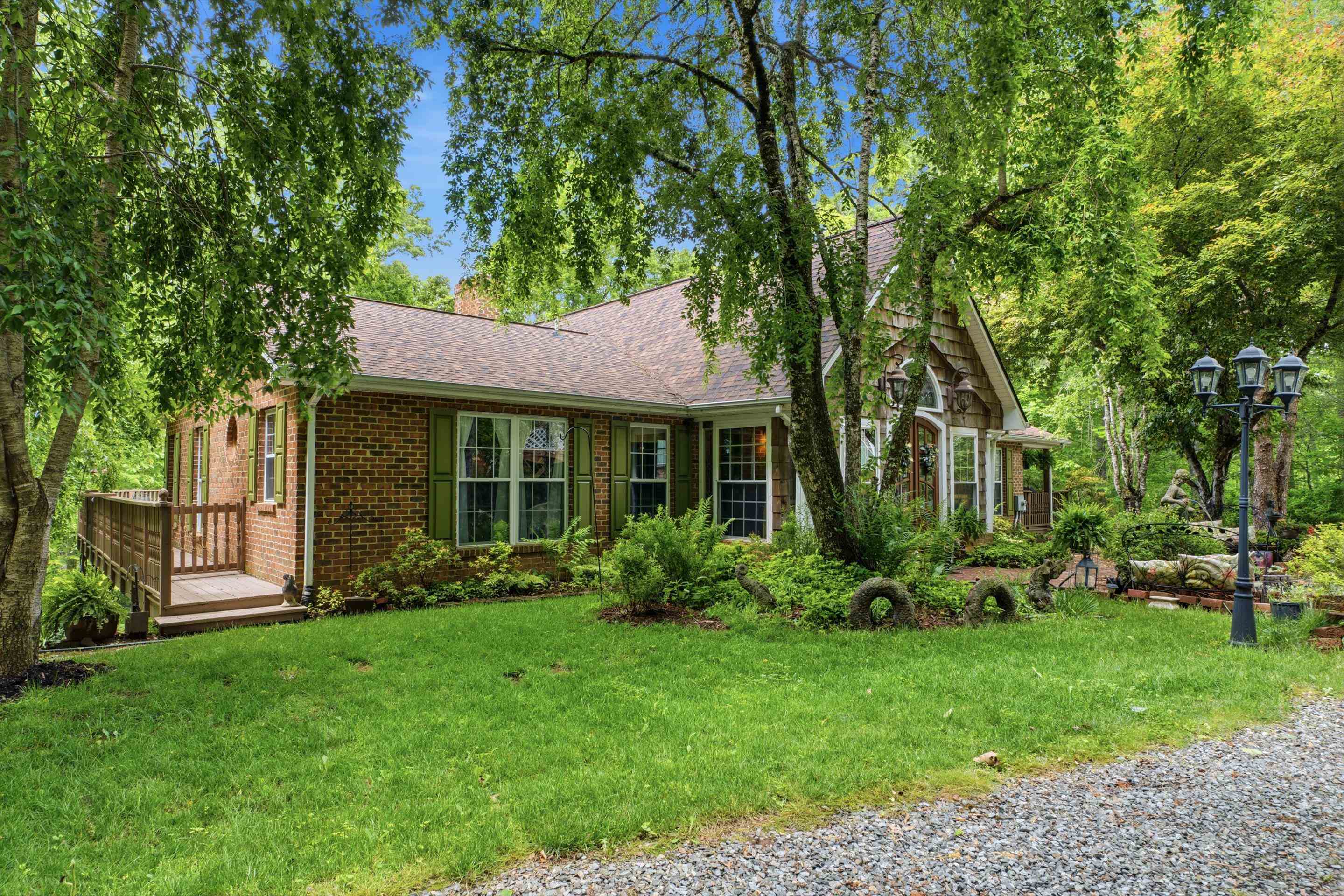 157 Burks Hollow Road Willis VA 24380
